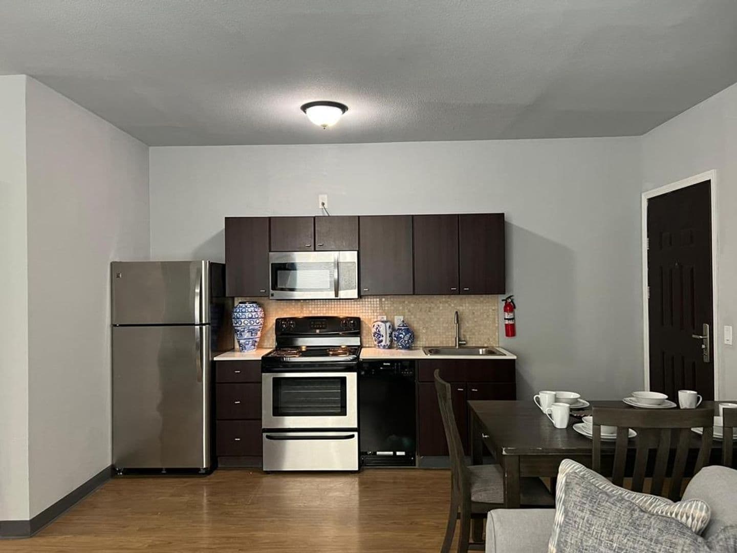 Prairie View Apartment: 23286 Richards Rd.
