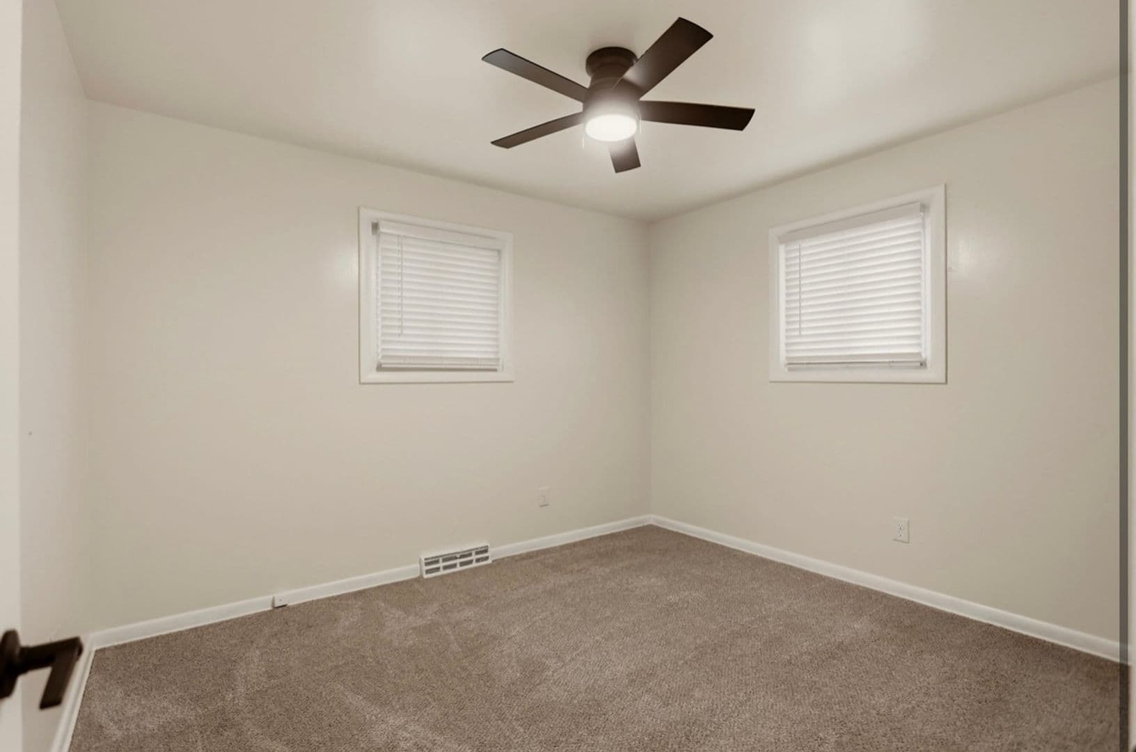 Saginaw House: 514 S 22nd St.