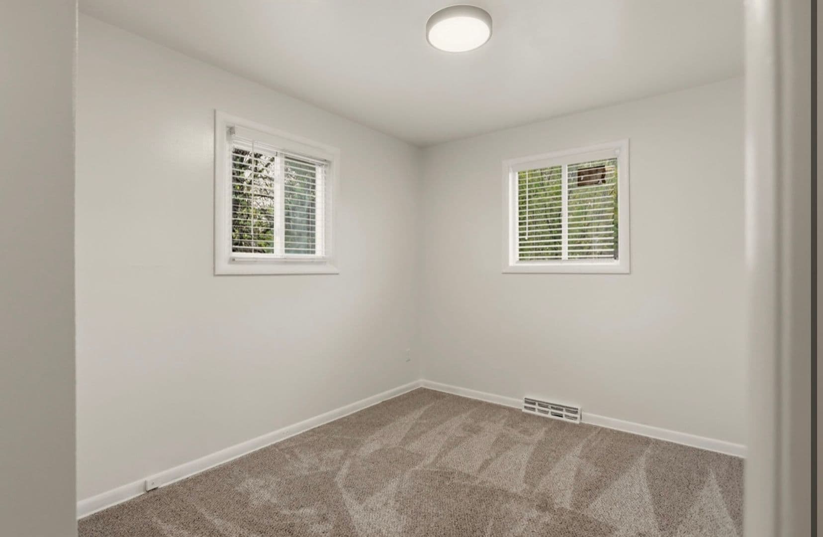 Saginaw House: 514 S 22nd St.