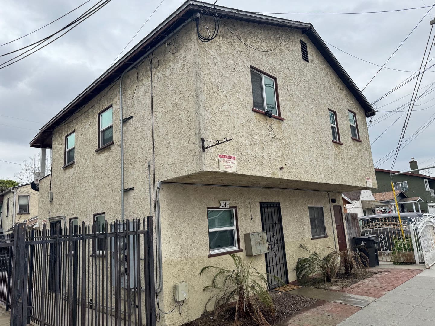 LONG BEACH Apartment: 14 W PLEASANT ST
