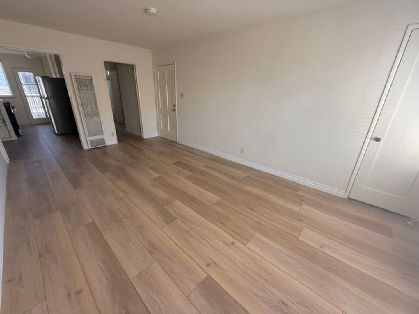 LONG BEACH Apartment: 4621 BANNER DR