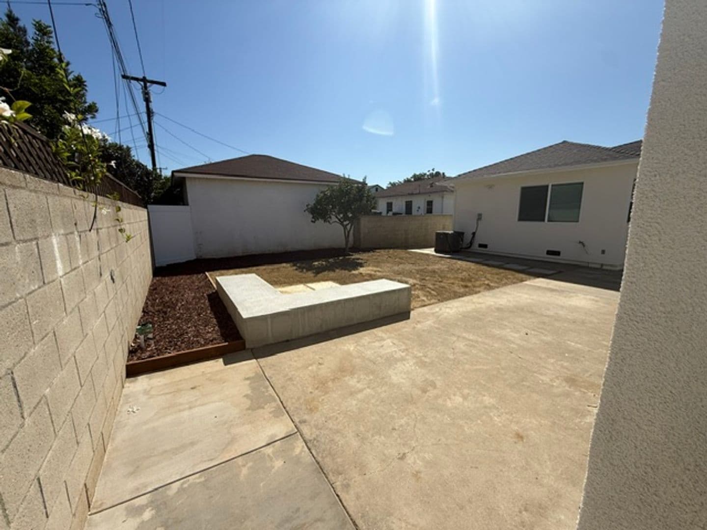 MONTEREY PARK House: 433 W HAMMEL ST