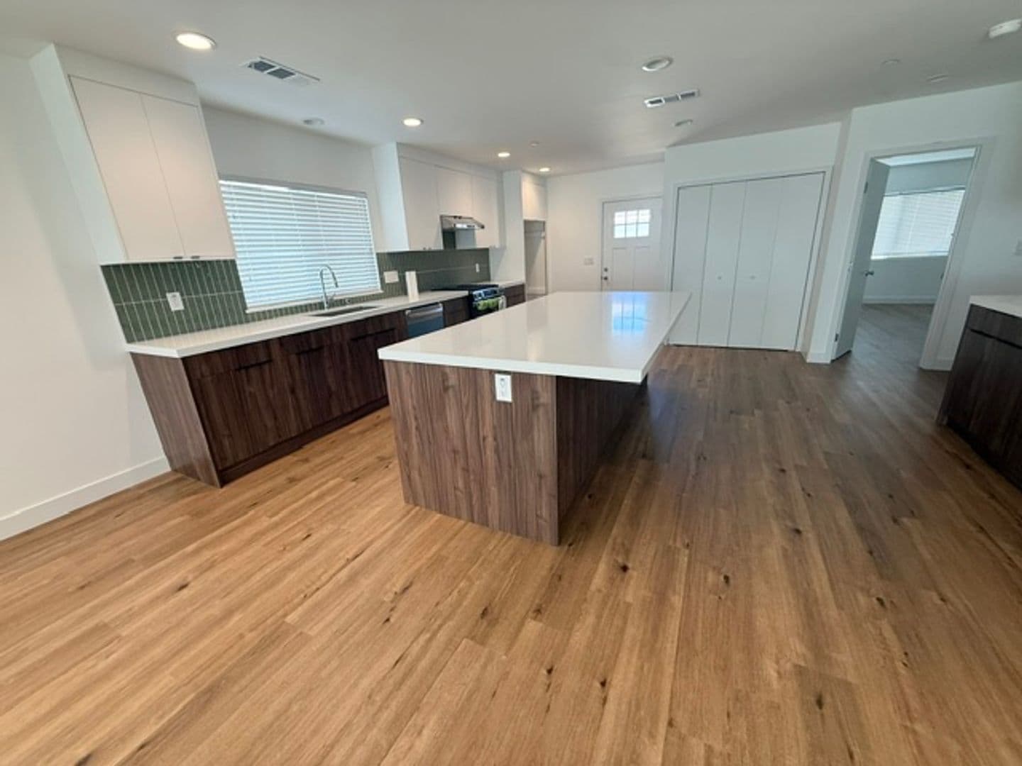 MONTEREY PARK House: 433 W HAMMEL ST