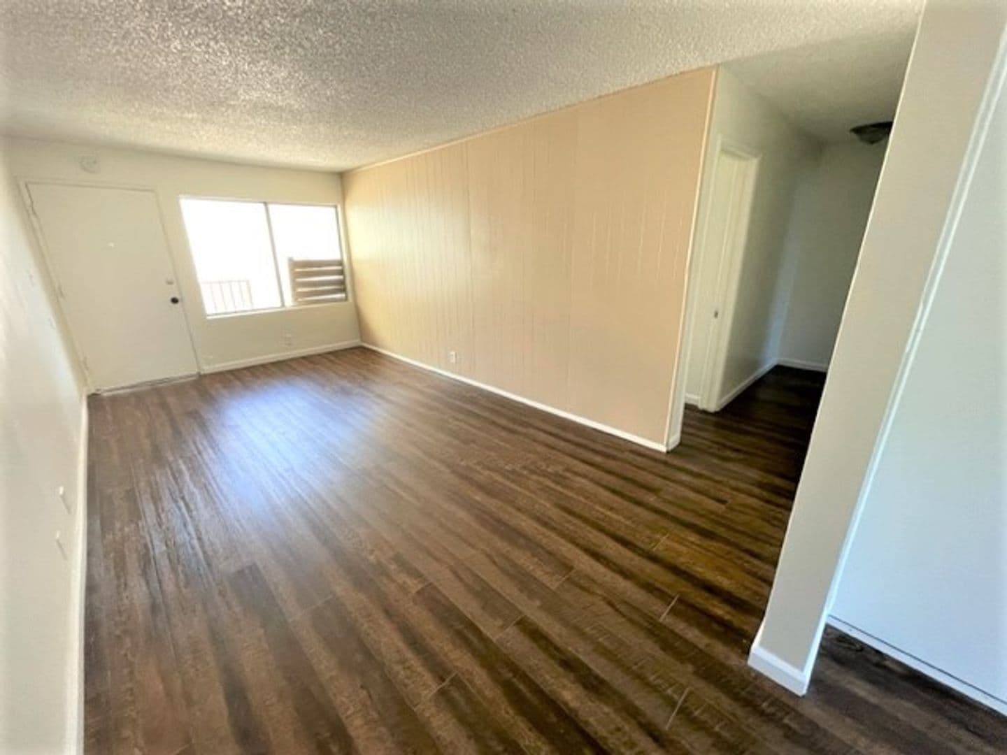 BELLFLOWER Apartment: 9830 RAMONA ST