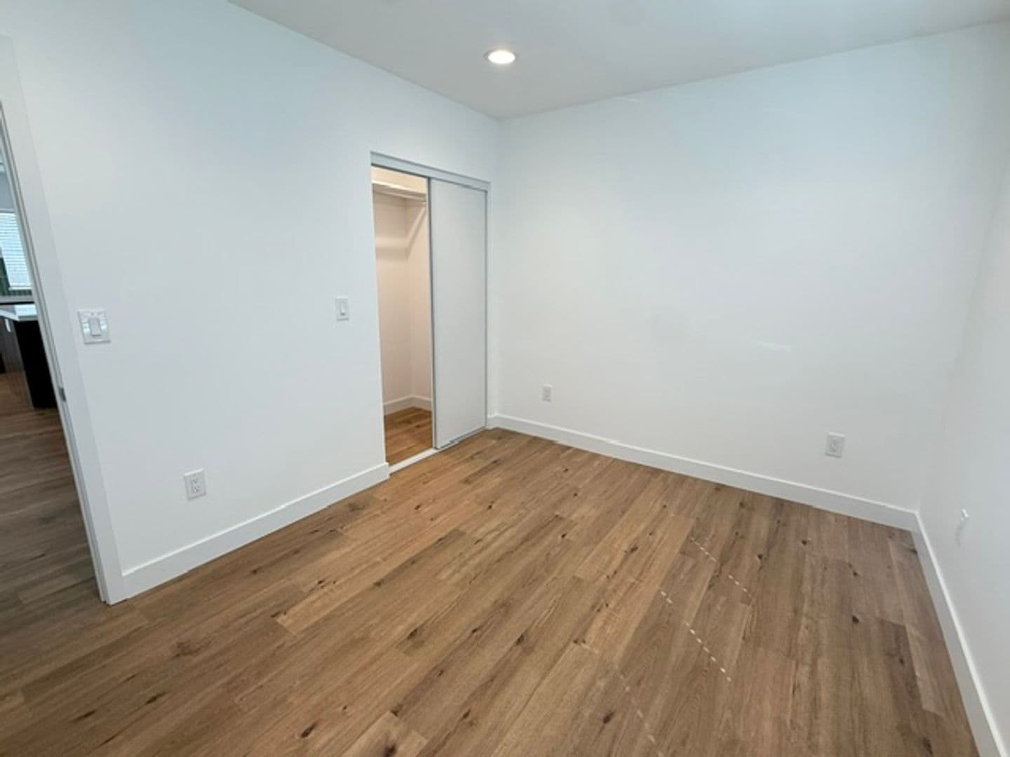 MONTEREY PARK House: 433 W HAMMEL ST