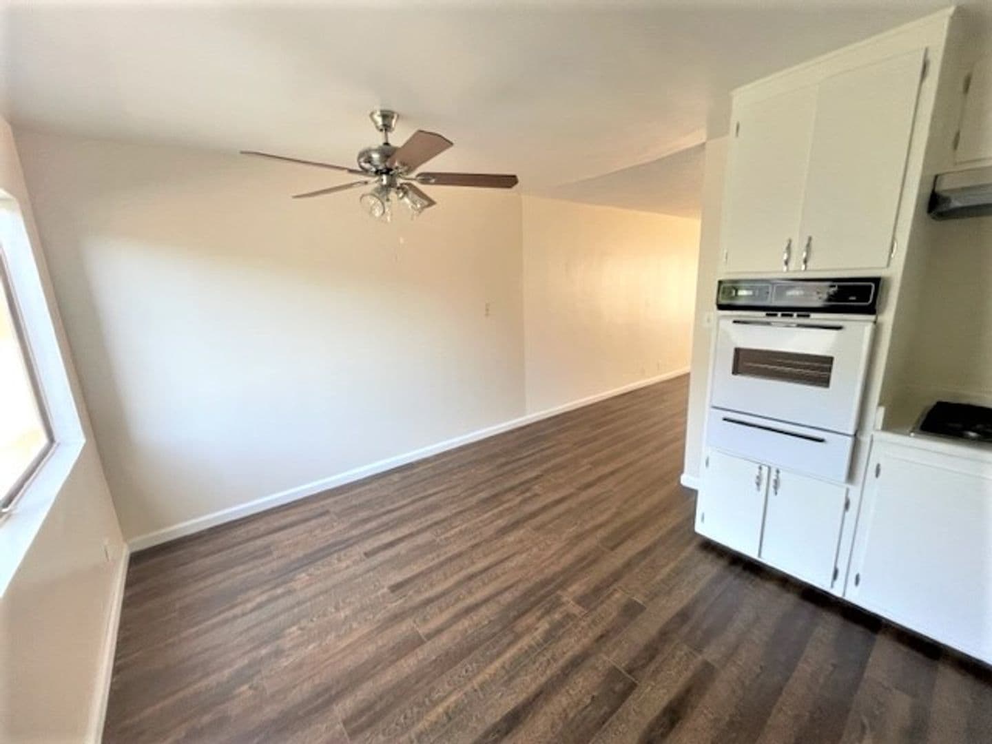 BELLFLOWER Apartment: 9830 RAMONA ST