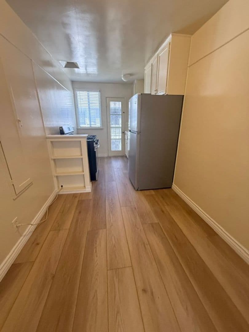 LONG BEACH Apartment: 4621 BANNER DR