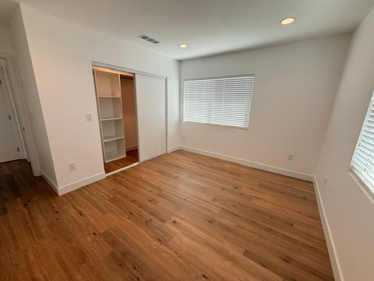 MONTEREY PARK House: 433 W HAMMEL ST