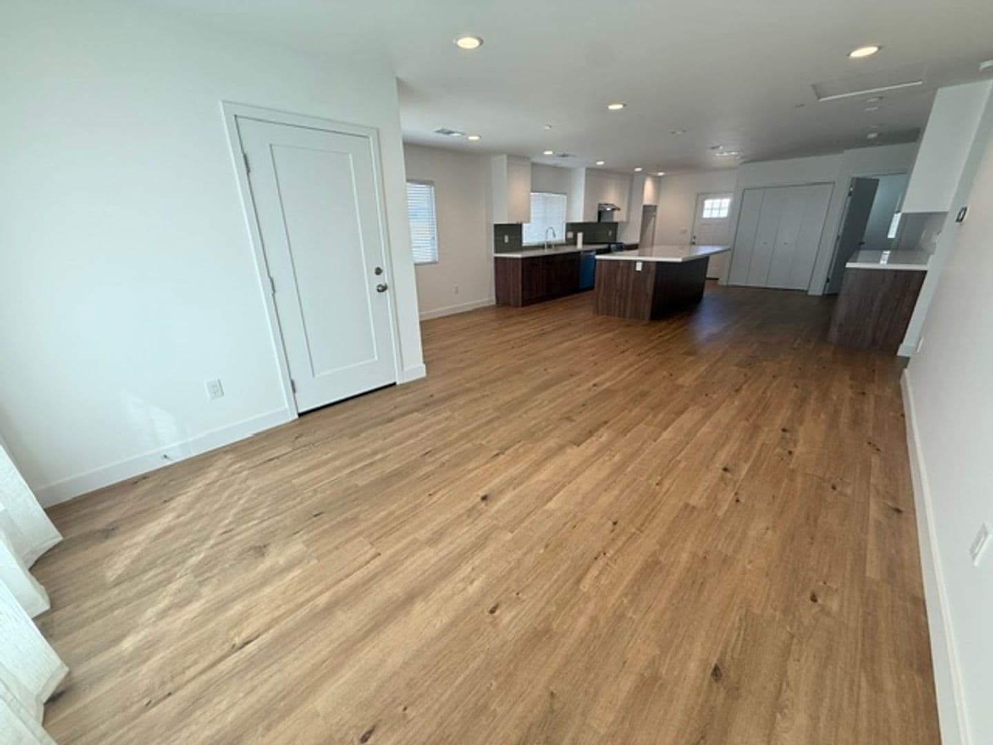 MONTEREY PARK House: 433 W HAMMEL ST