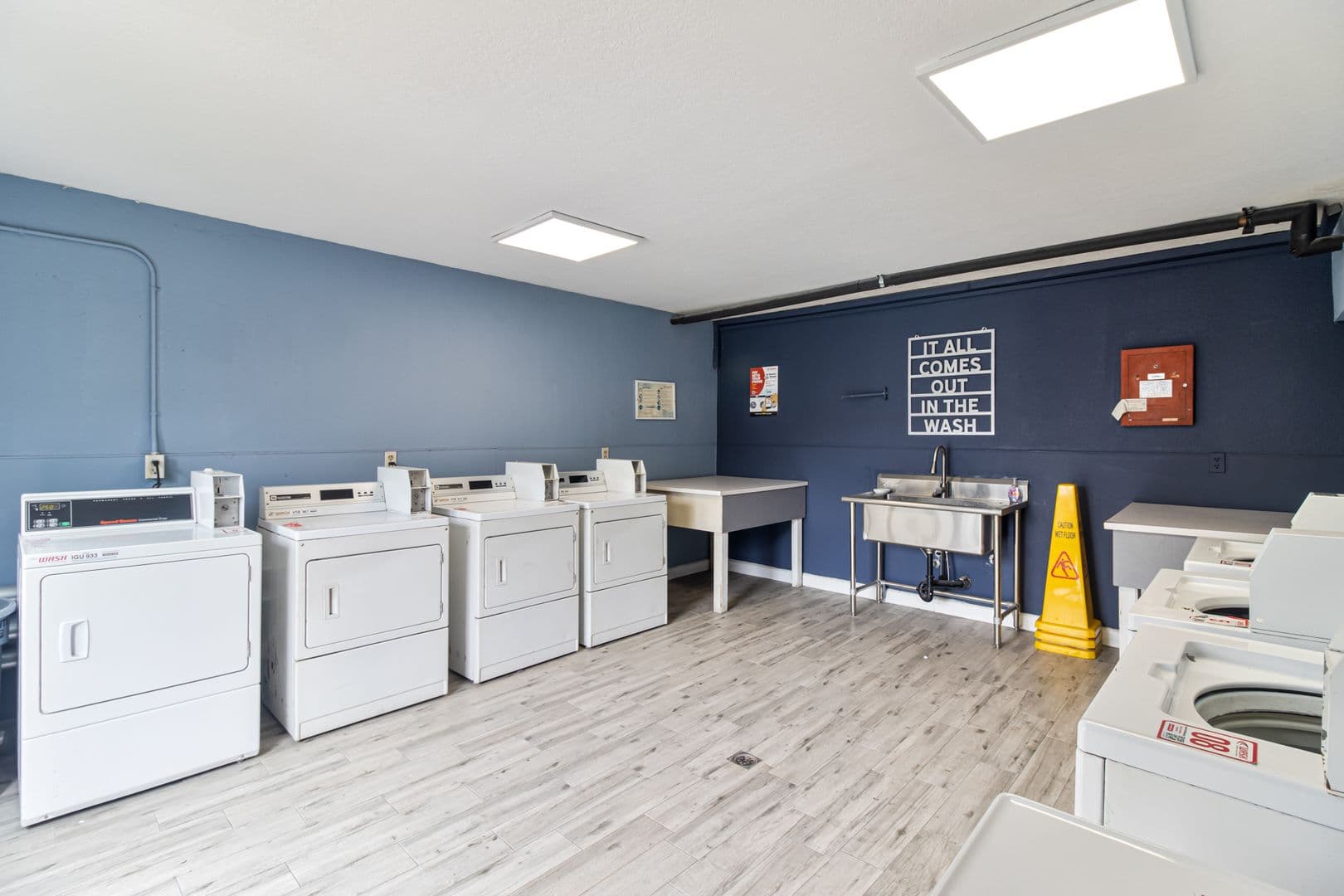 BELLFLOWER Apartment: 17818 WOODRUFF AVENUE