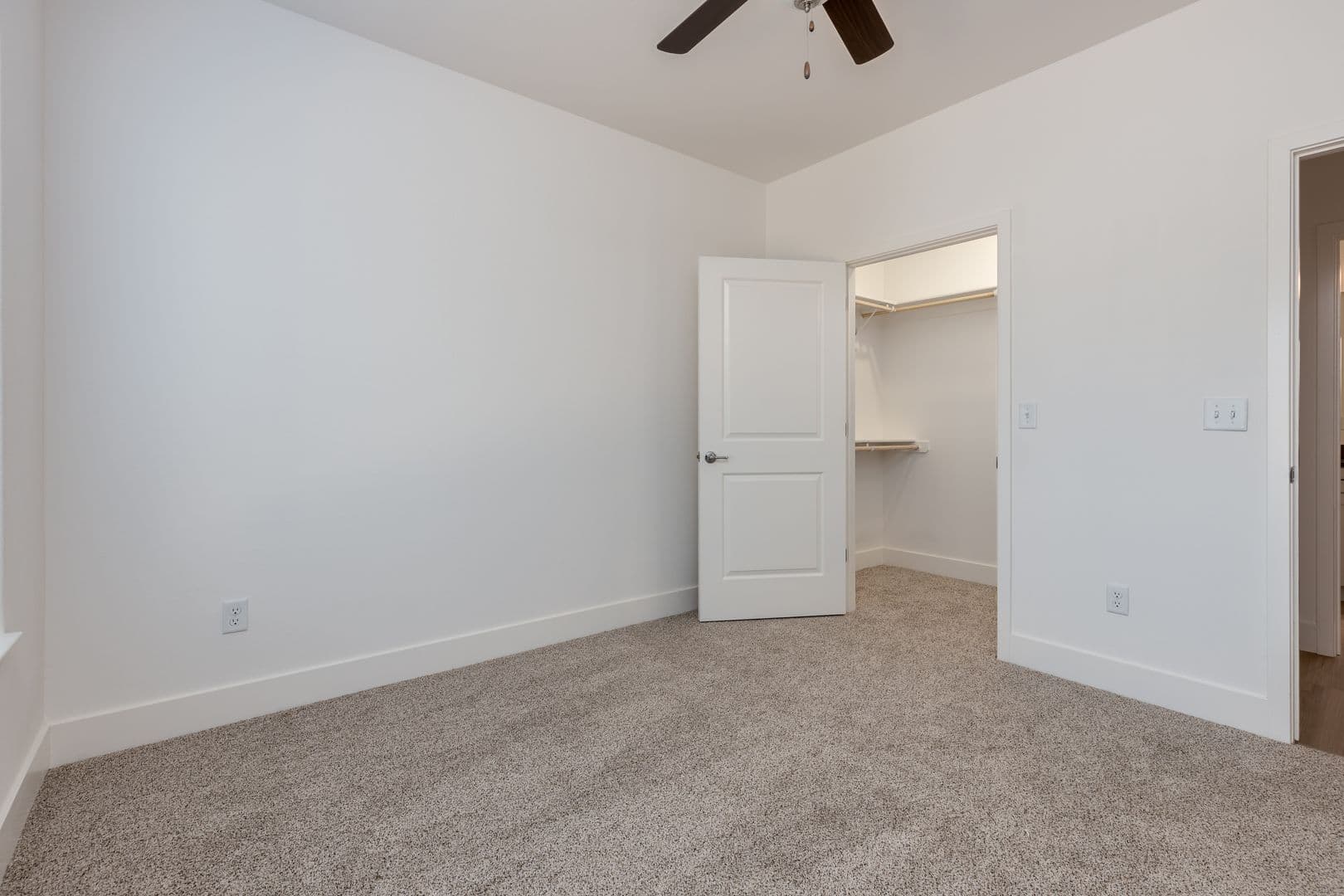 Chico Apartment: 2580 California Park Dr