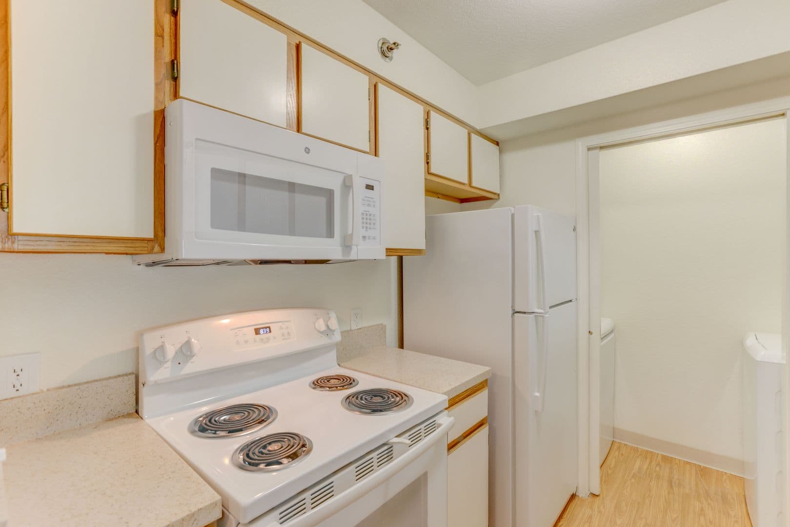 Lakewood Apartment: 12598 W. Dakota Avenue