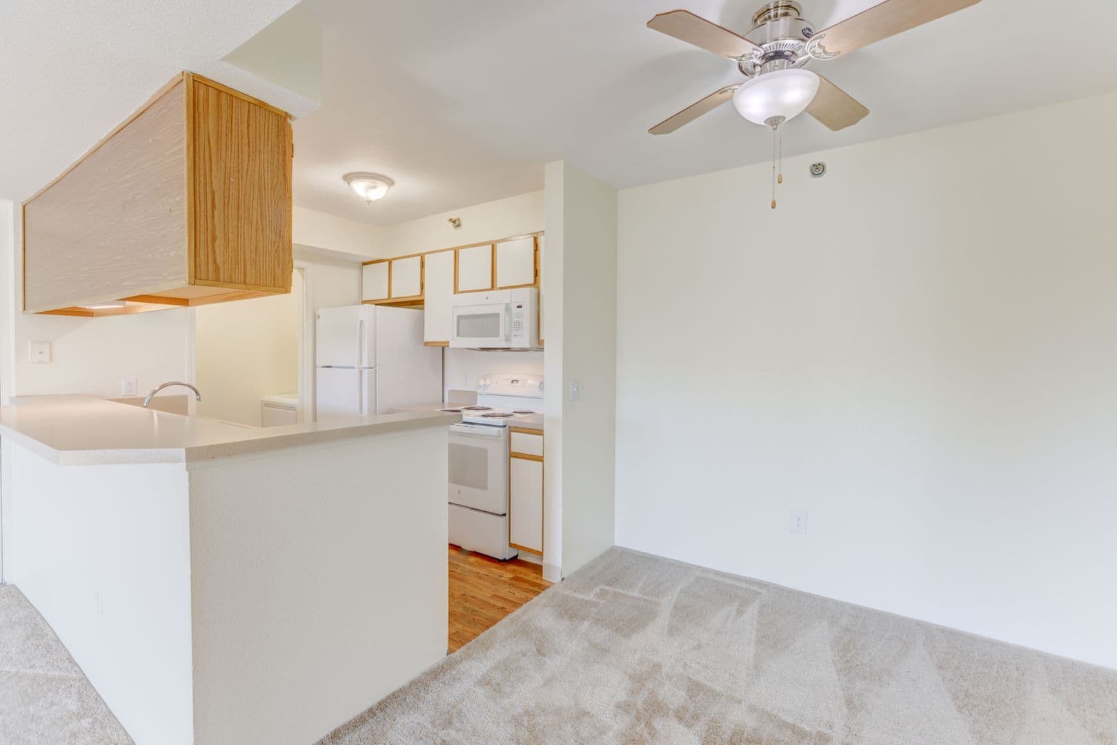 Lakewood Apartment: 12598 W. Dakota Avenue