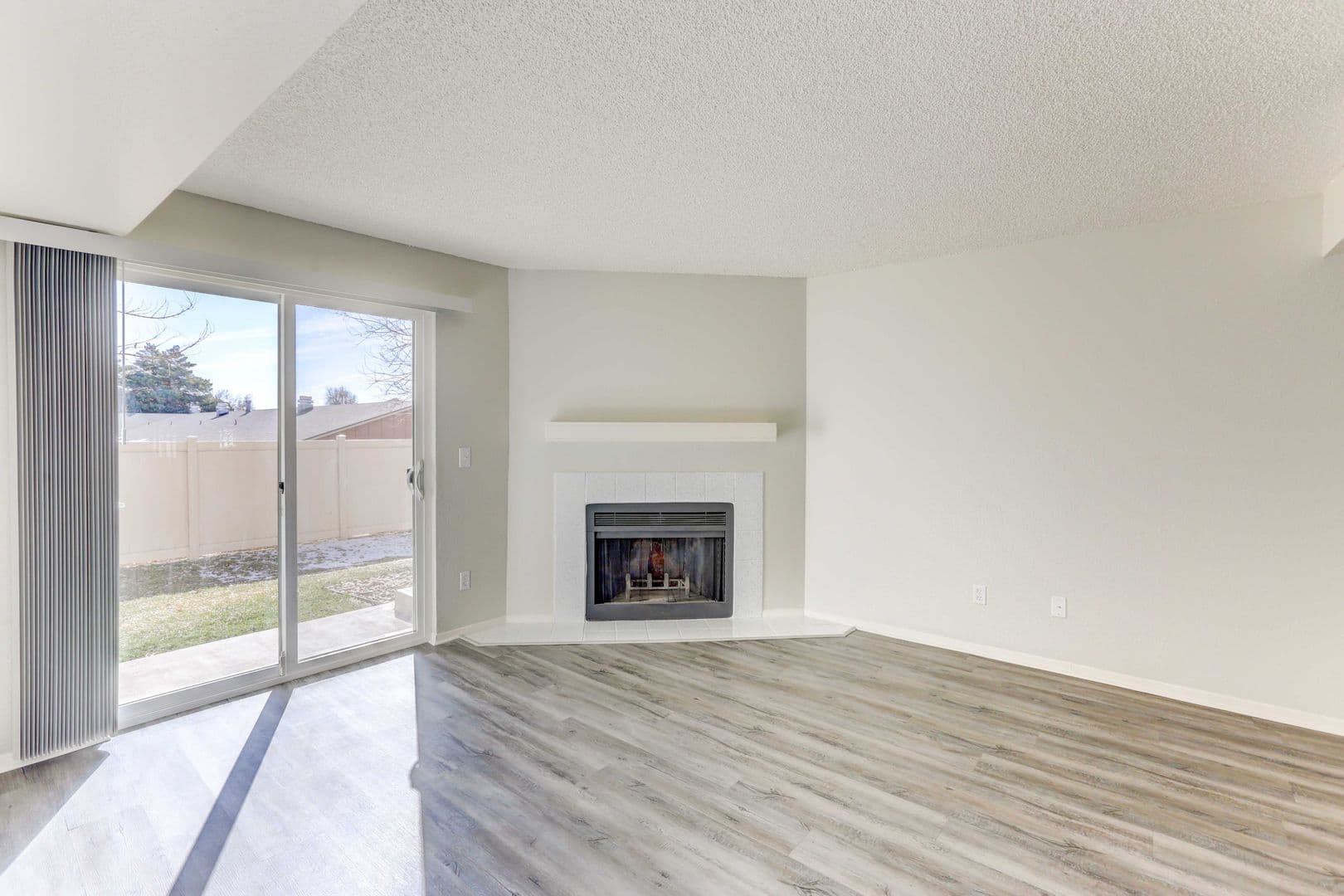 Lakewood Apartment: 1672 Dover Street