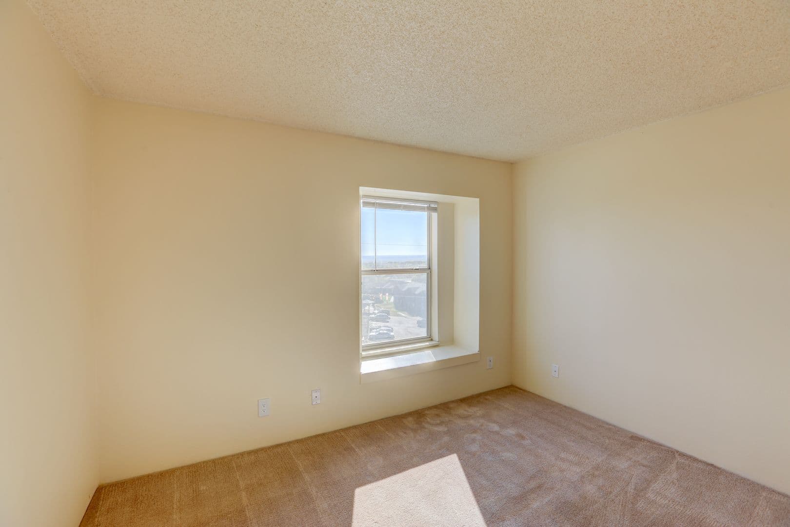 Lakewood Apartment: 12598 W. Dakota Avenue