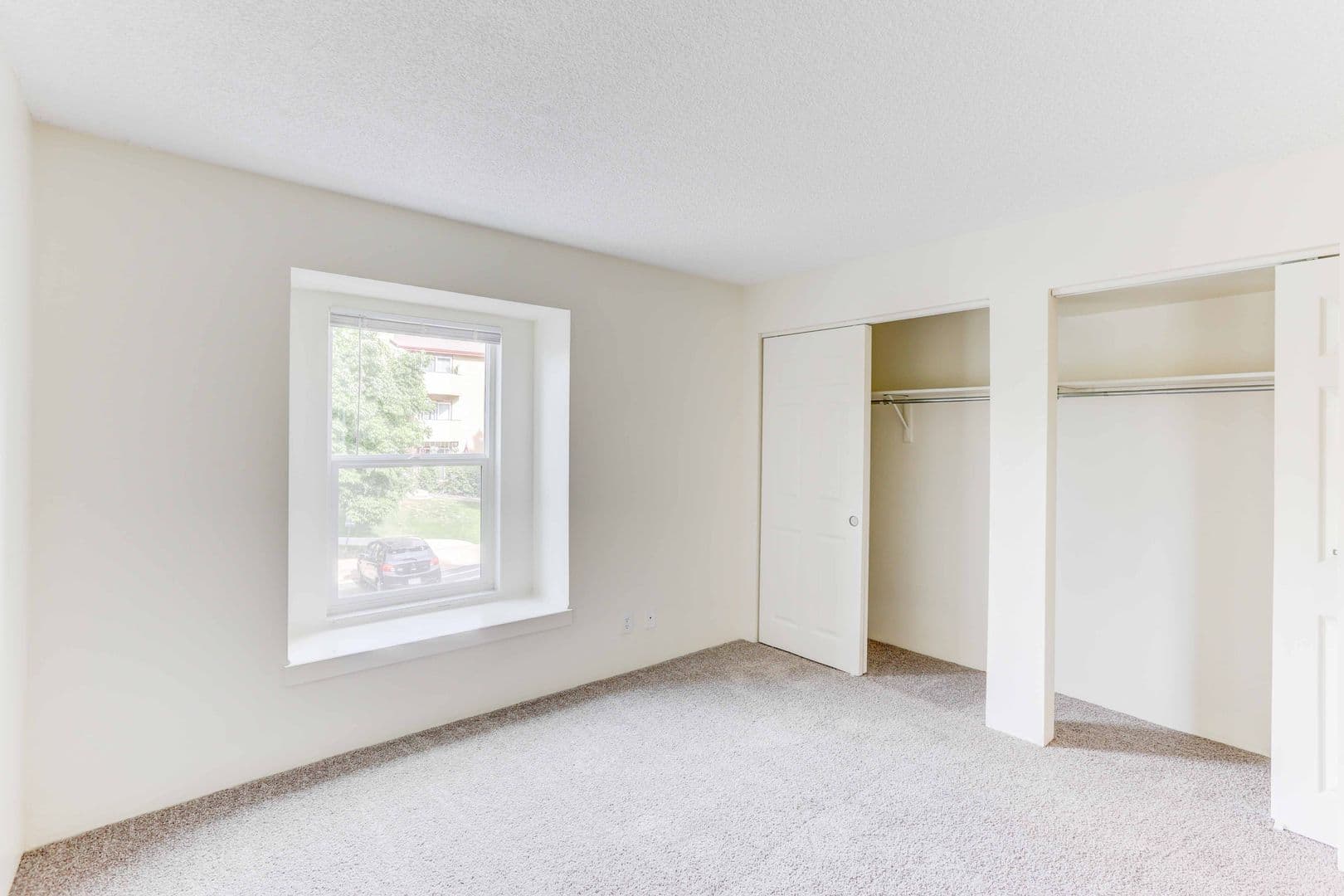 Lakewood Apartment: 12598 W. Dakota Avenue