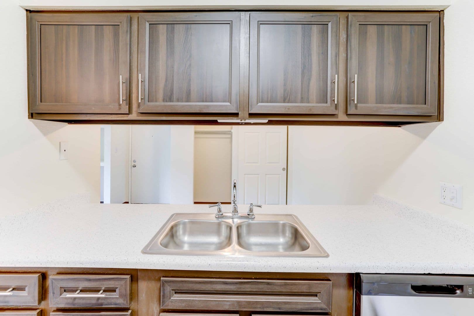 Lakewood Apartment: 12598 W. Dakota Avenue