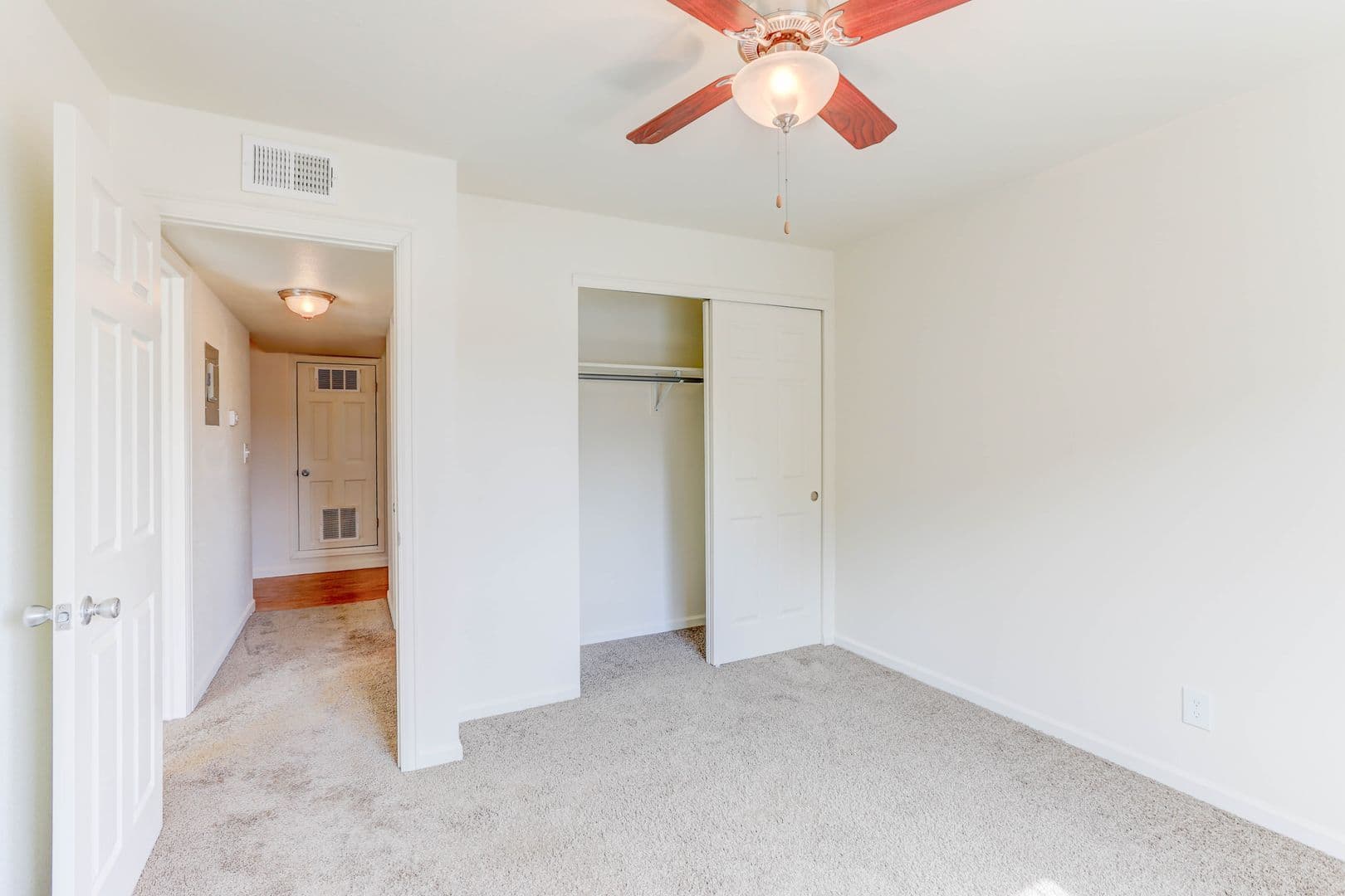 Lakewood Apartment: 13050 West Cedar Drive