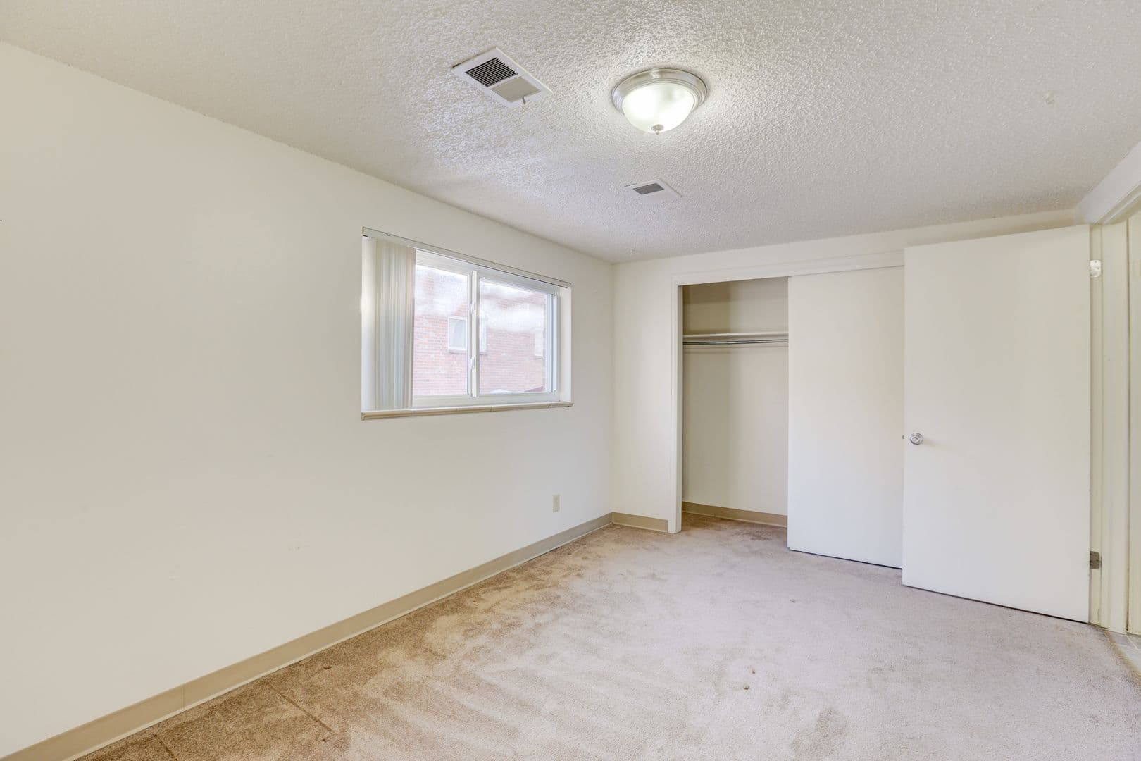 Lakewood Apartment: 11280 W. 20th Ave.