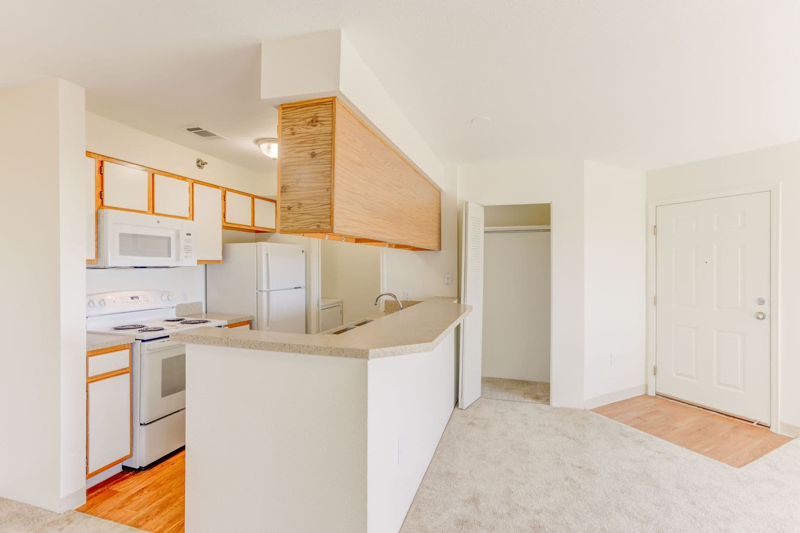 Lakewood Apartment: 12598 W. Dakota Avenue