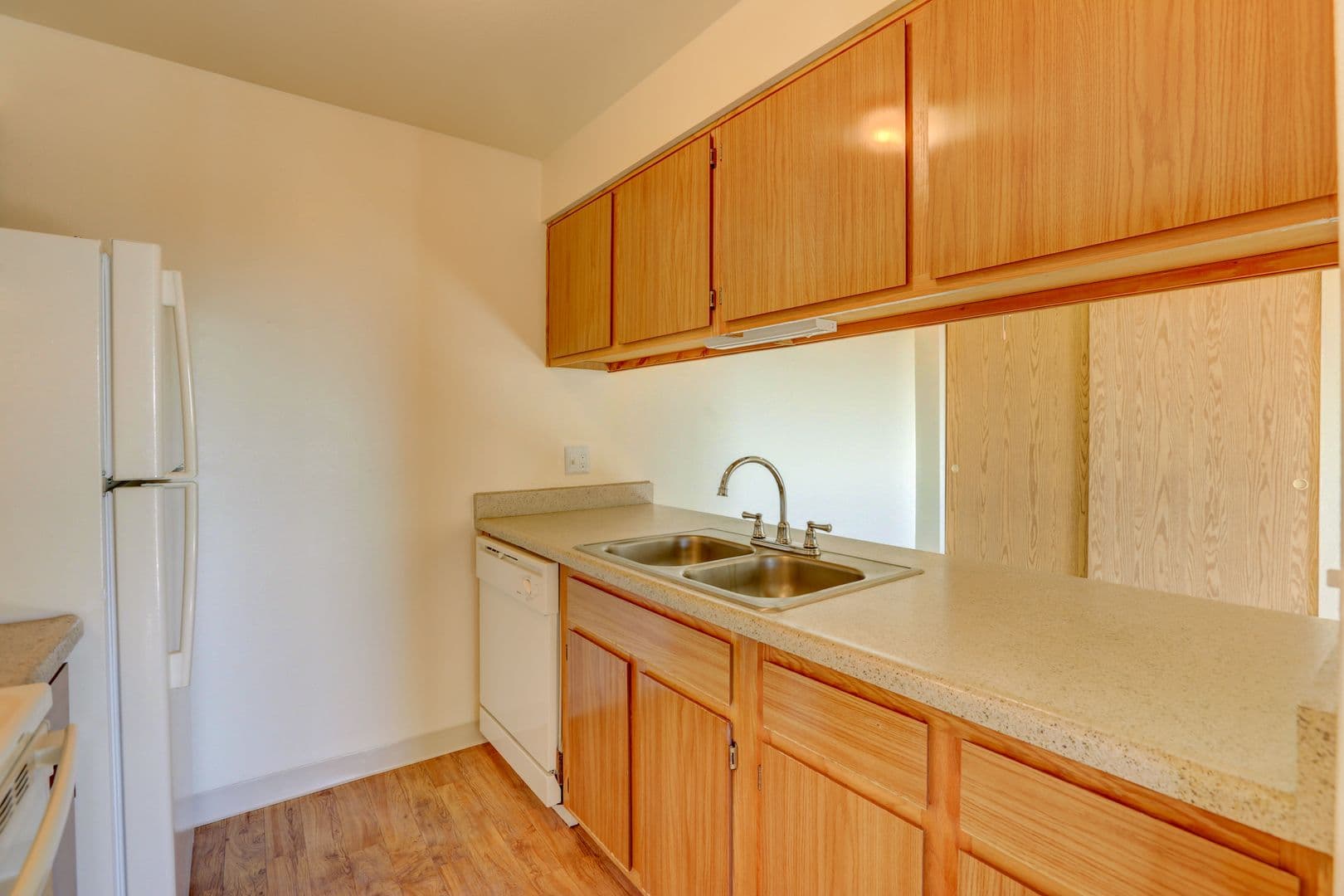 Lakewood Apartment: 12598 W. Dakota Avenue
