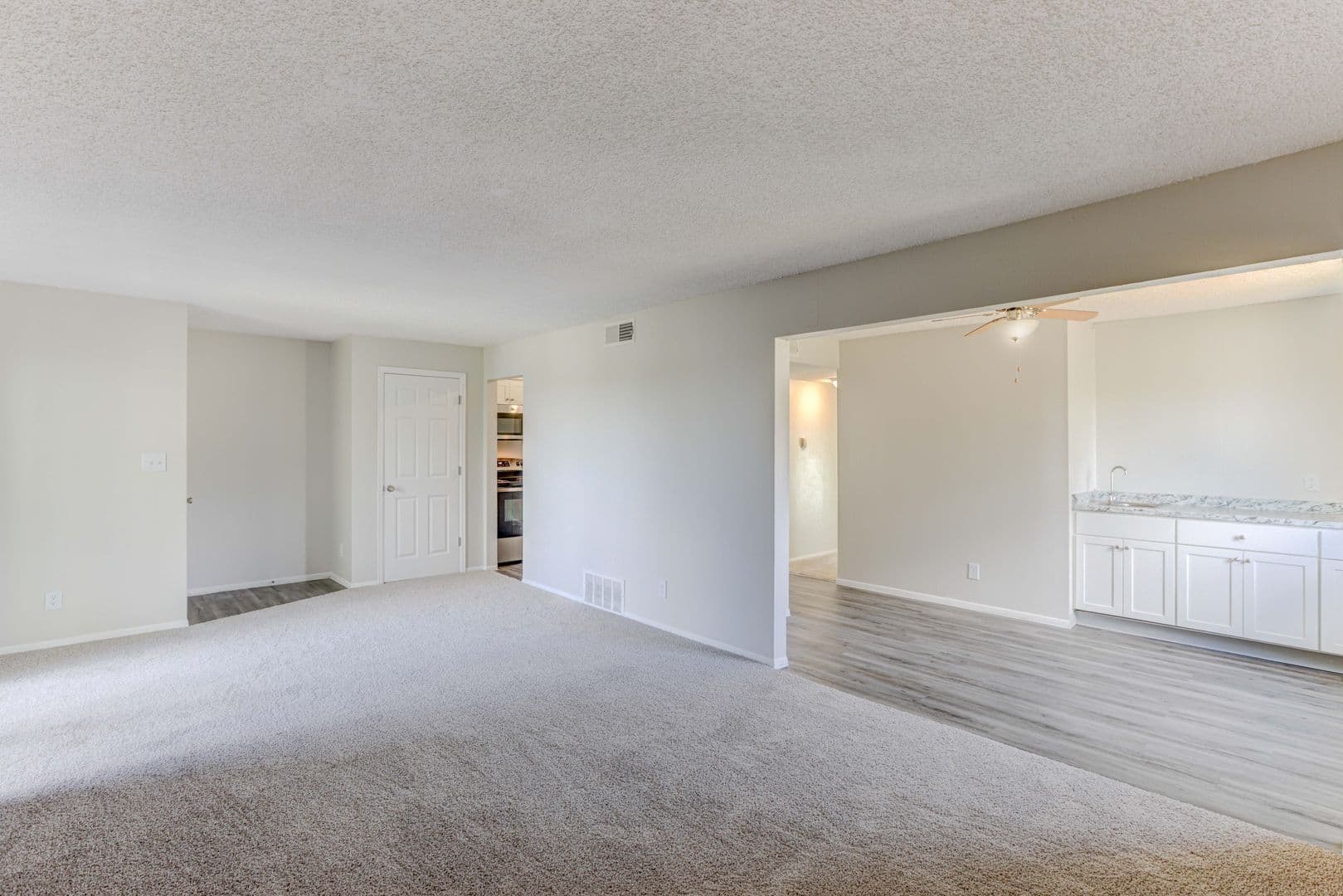 Lakewood Apartment: 13050 West Cedar Drive
