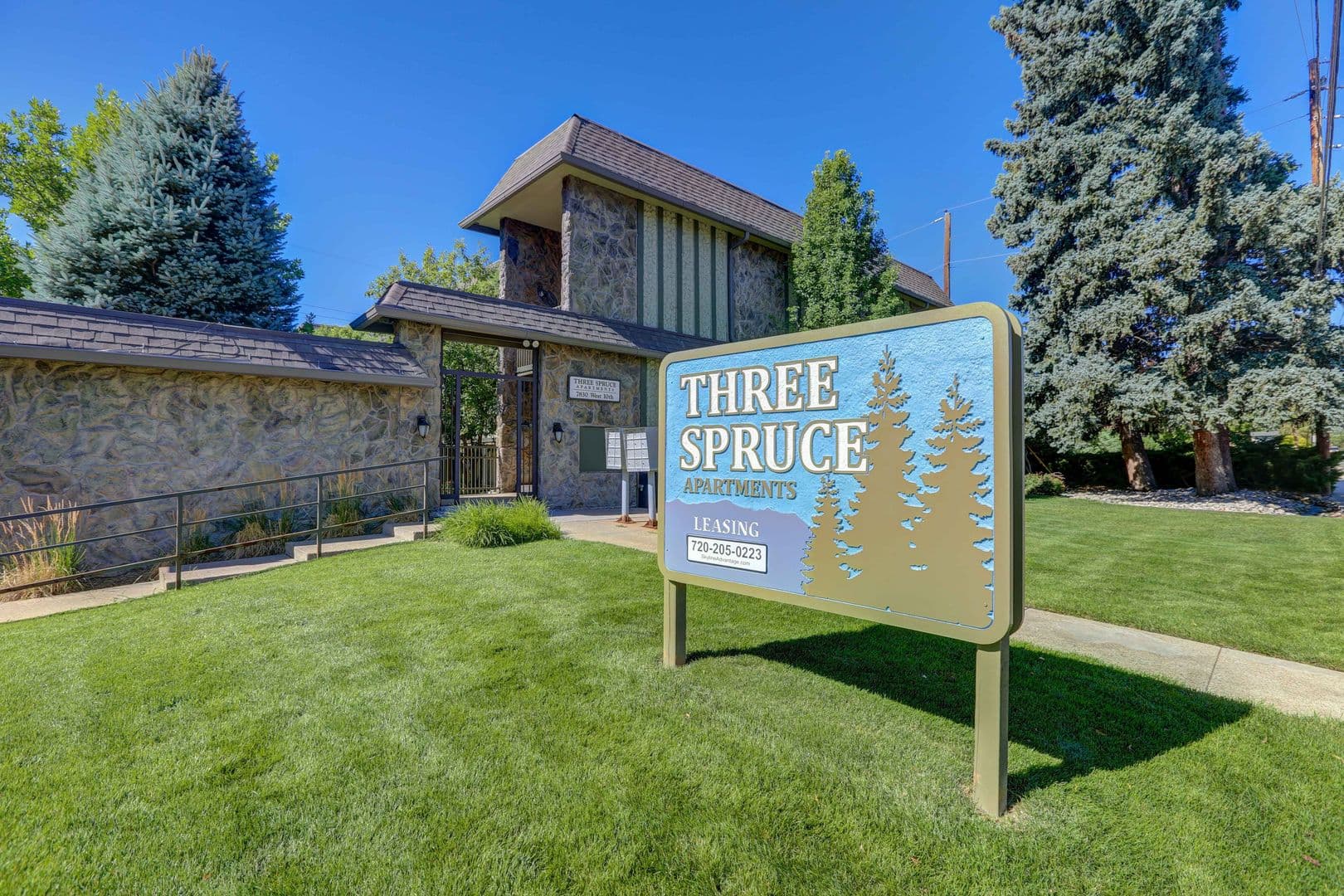 Lakewood Apartment: 7830 West 10th Avenue