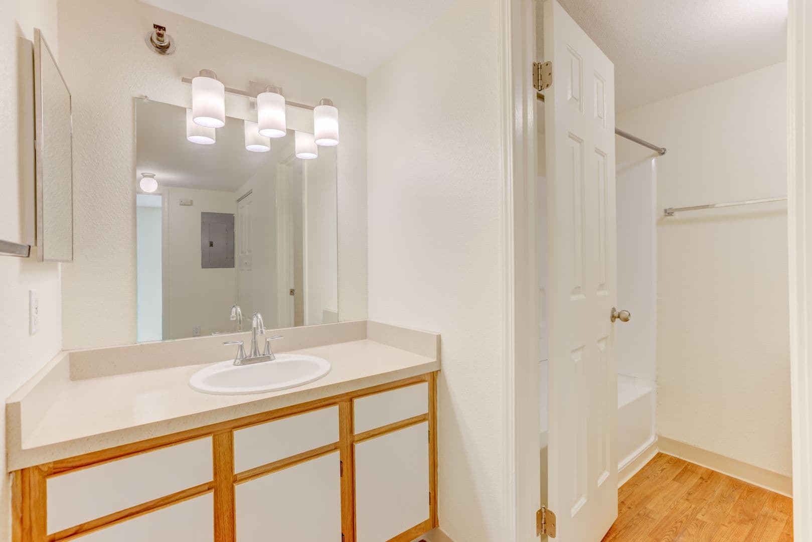 Lakewood Apartment: 12598 W. Dakota Avenue