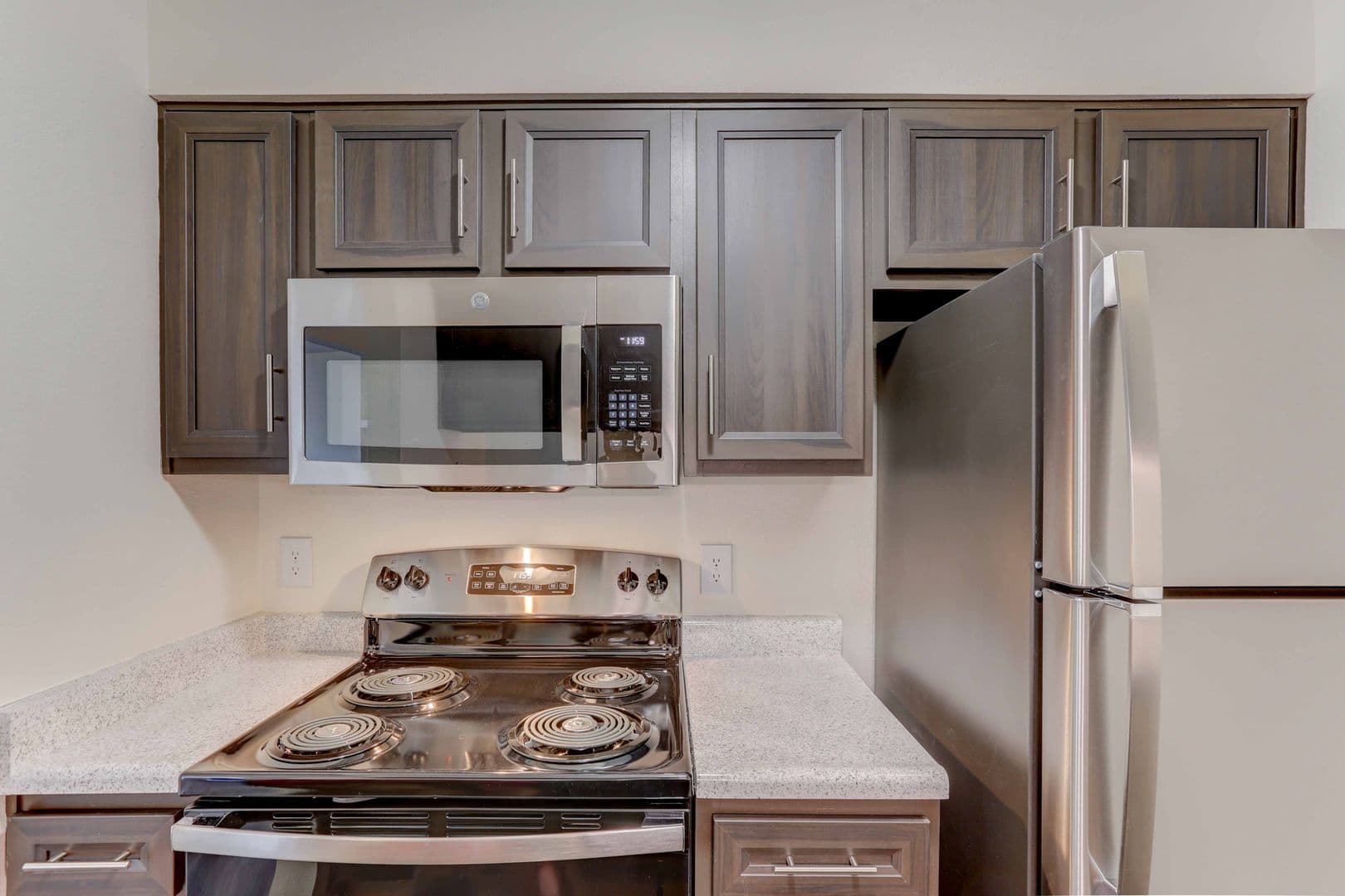 Lakewood Apartment: 12598 W. Dakota Avenue