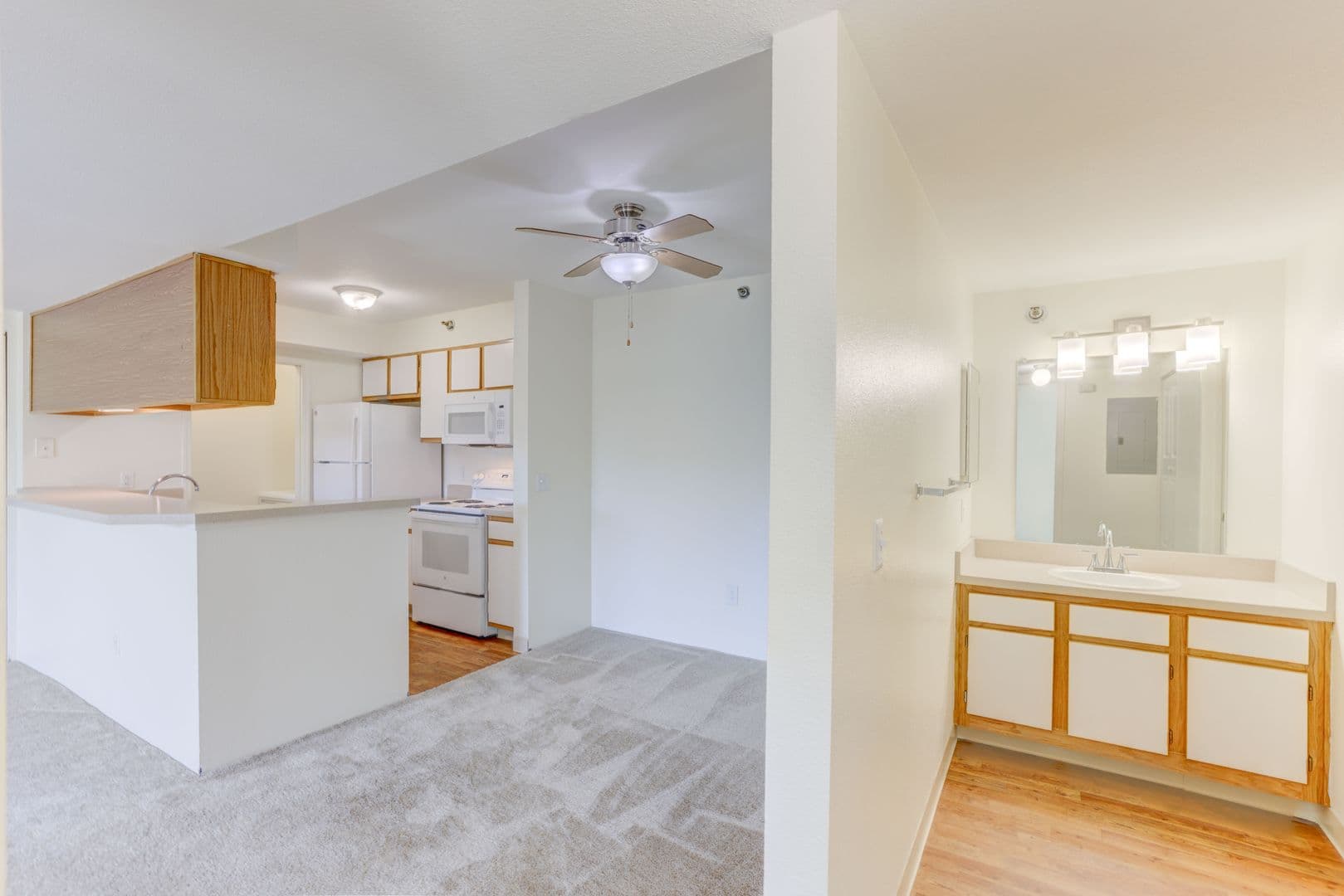 Lakewood Apartment: 12598 W. Dakota Avenue