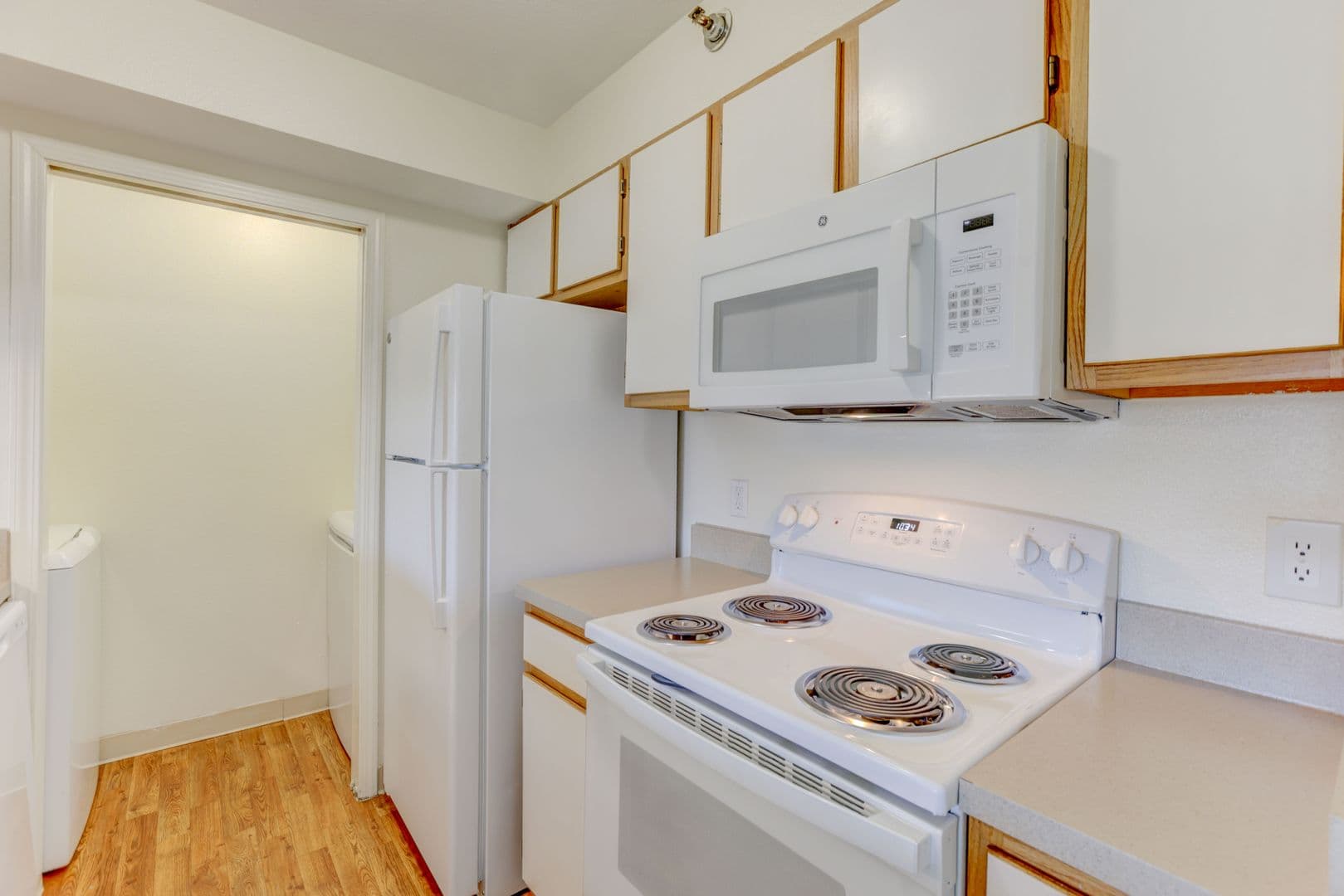 Lakewood Apartment: 12598 W. Dakota Avenue