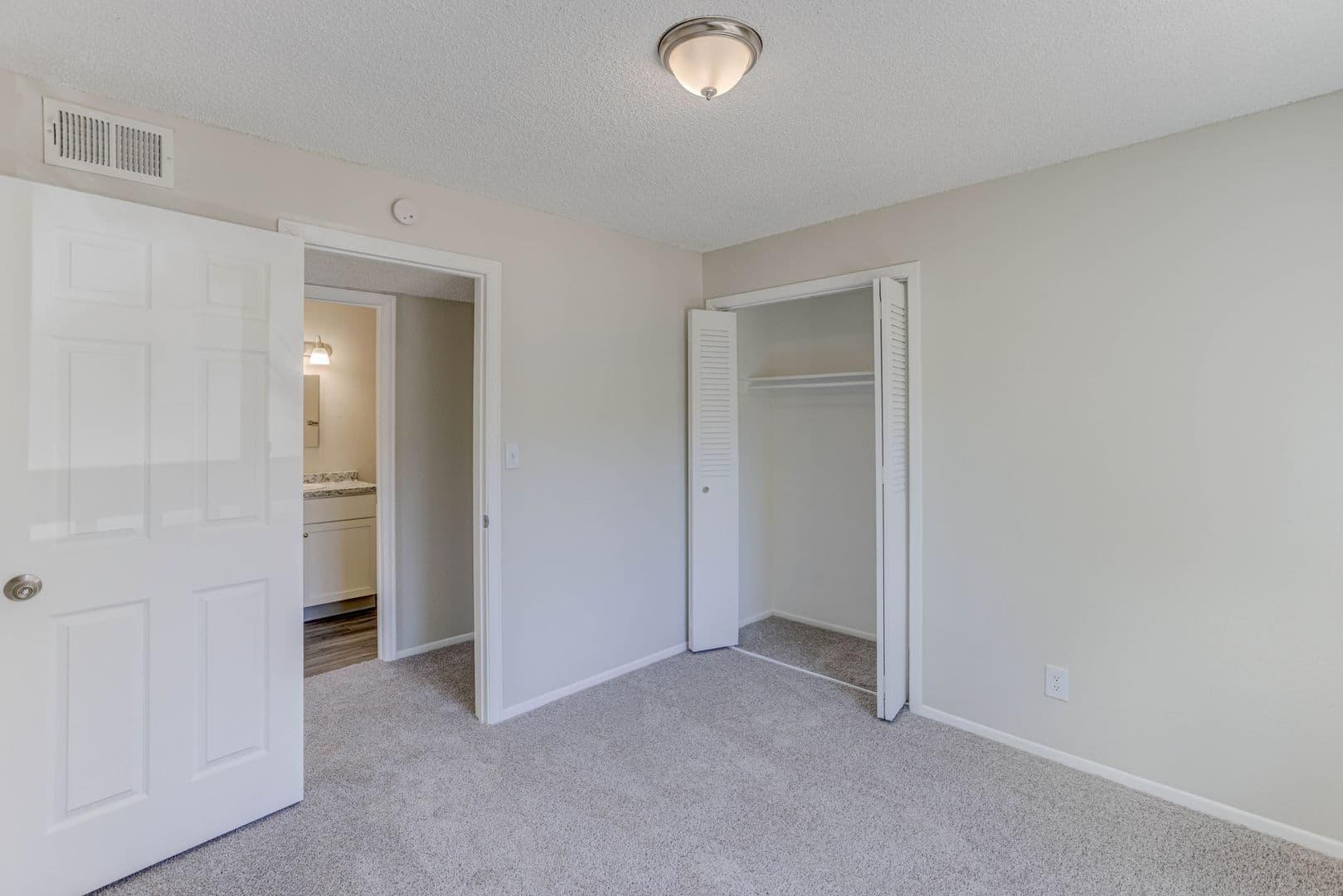 Lakewood Apartment: 13050 West Cedar Drive
