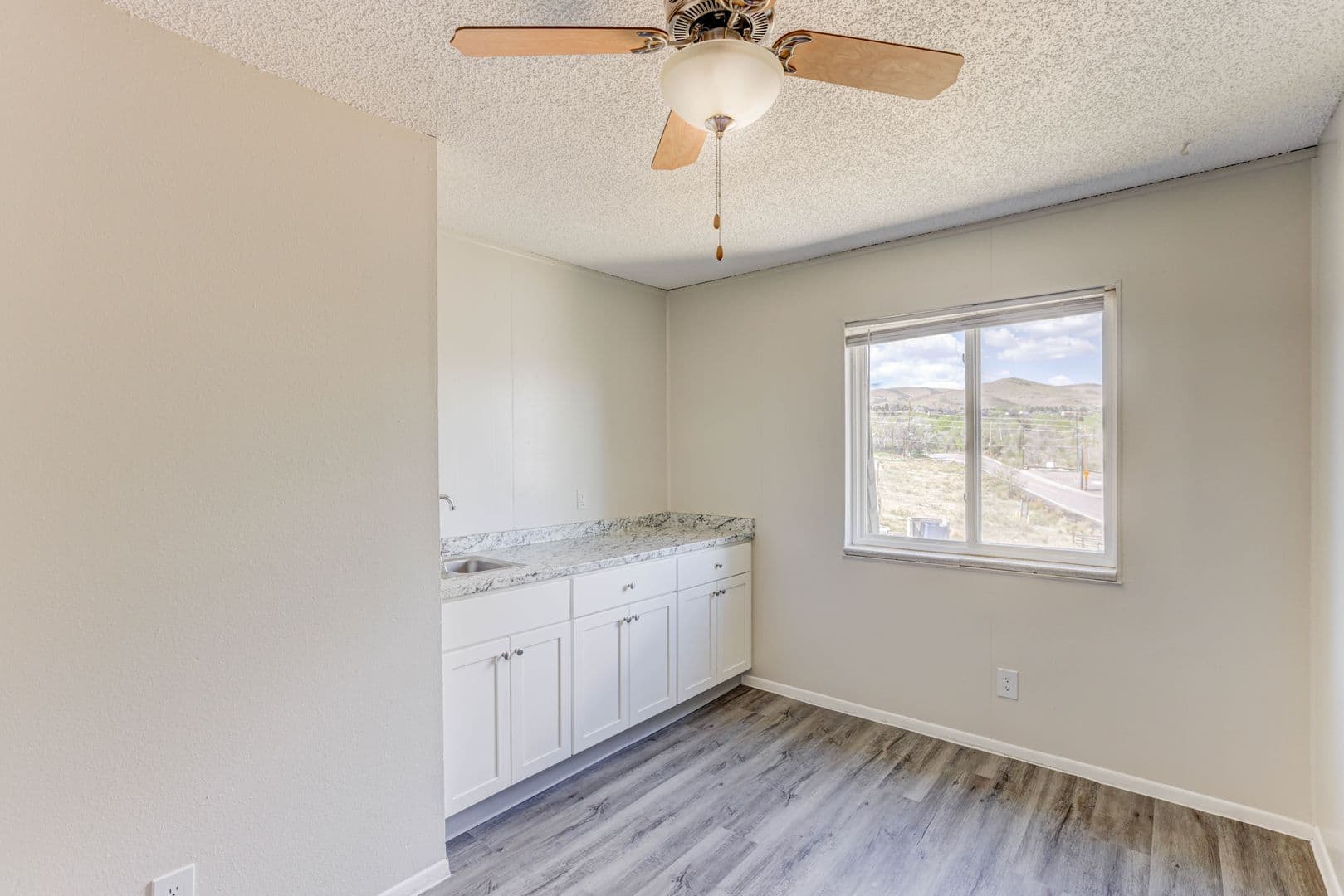 Lakewood Apartment: 13050 West Cedar Drive
