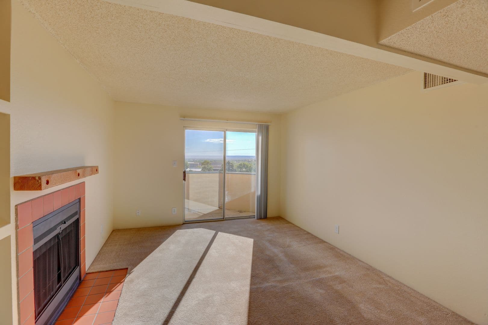 Lakewood Apartment: 12598 W. Dakota Avenue