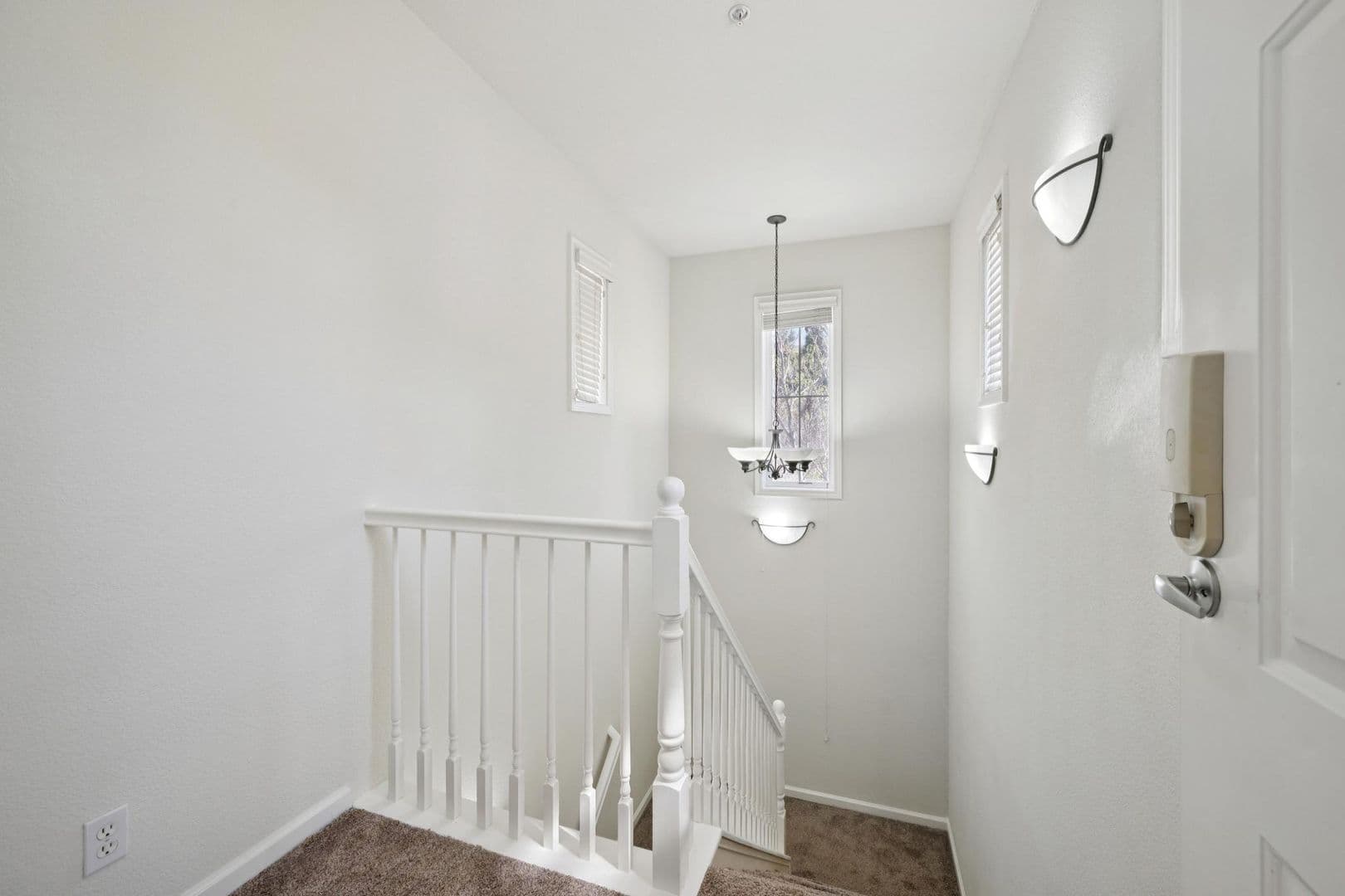 Dublin House: 4302 Keegan St