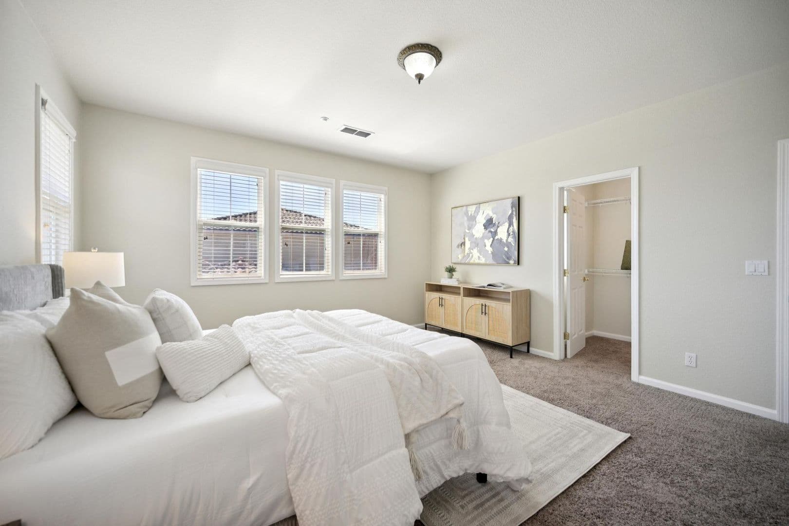 Dublin House: 4302 Keegan St