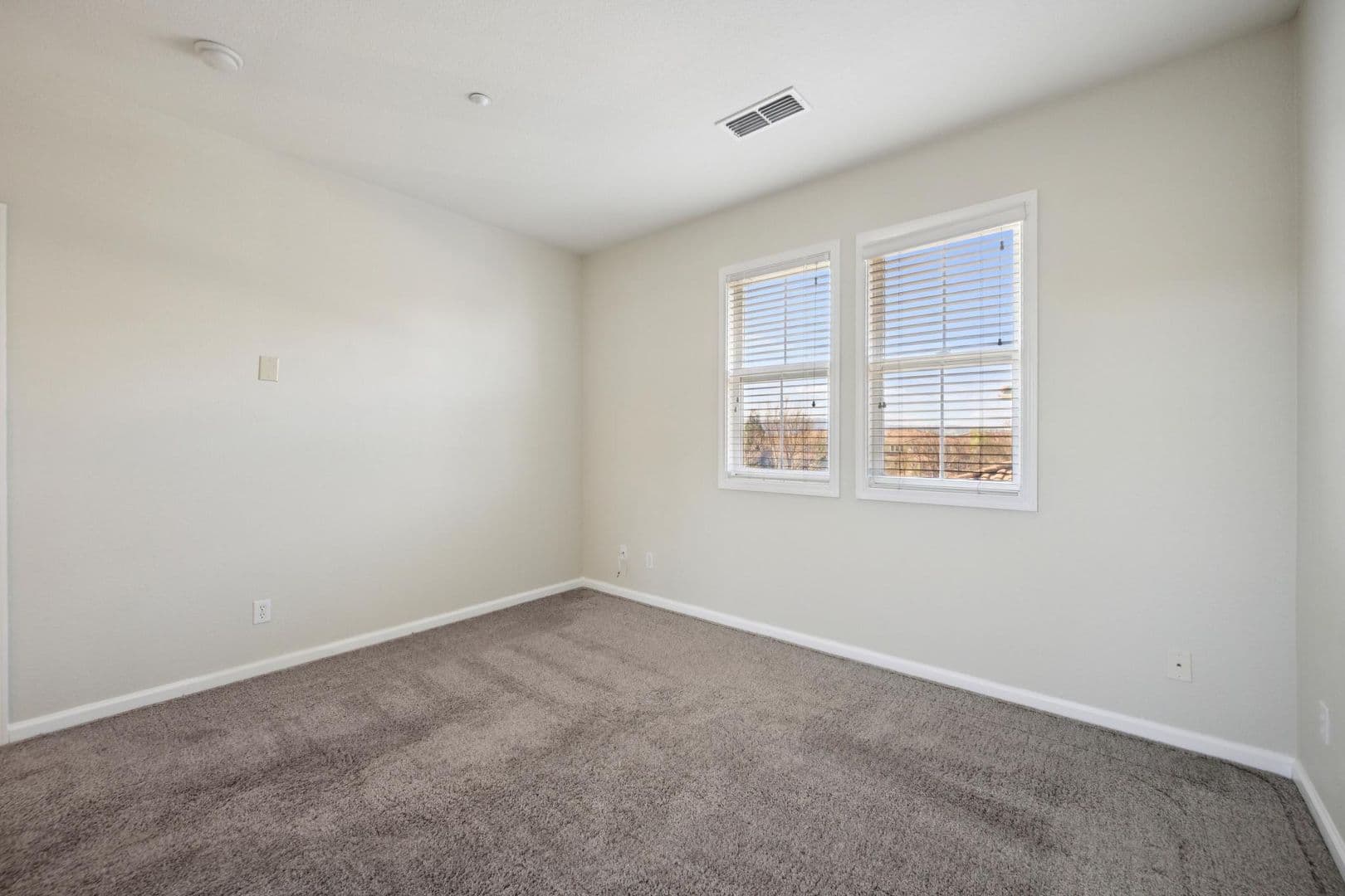 Dublin House: 4302 Keegan St