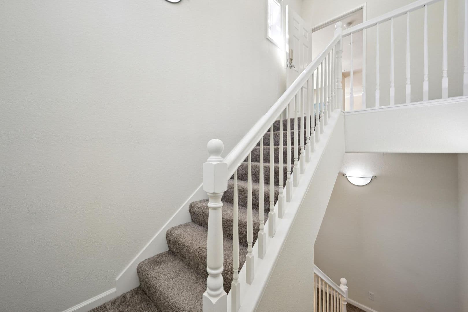 Dublin House: 4302 Keegan St