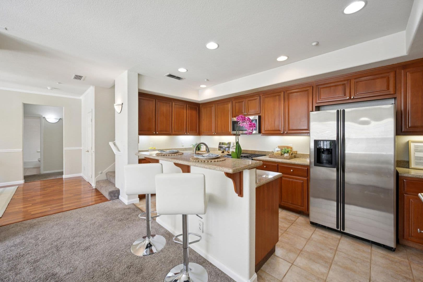 Dublin House: 4302 Keegan St