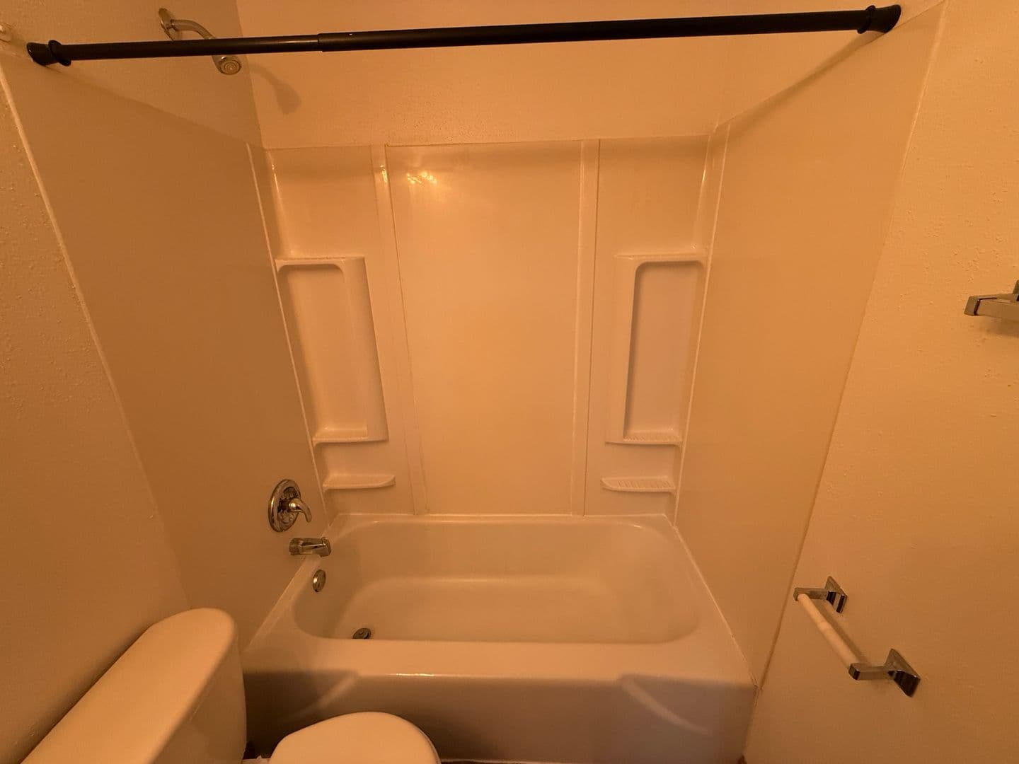 Wahpeton Apartment: 1305 11th Street North