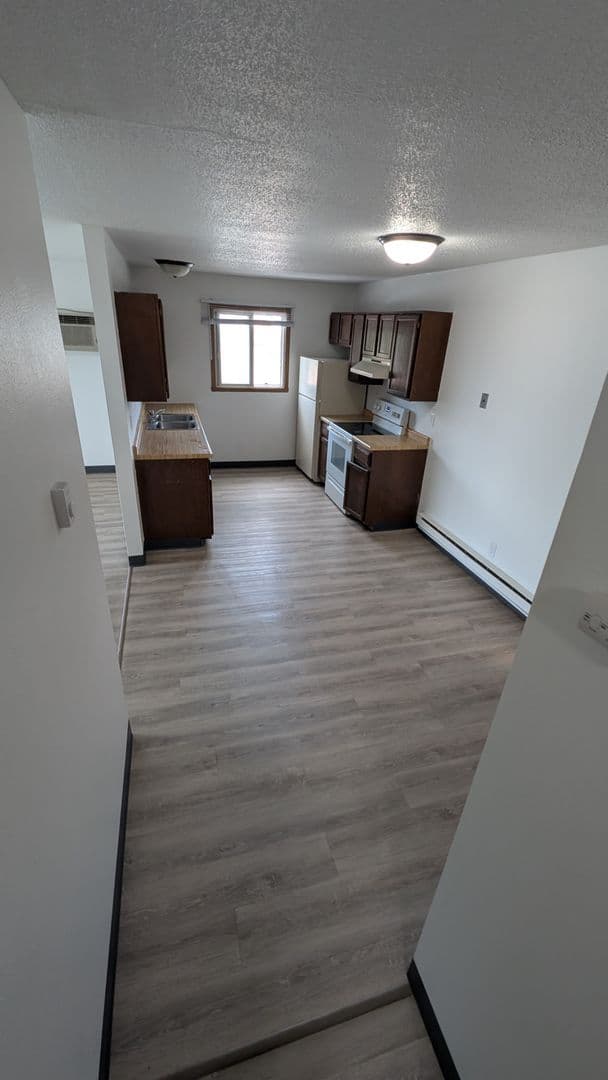 Dilworth Apartment: 102 5th Street Northwest