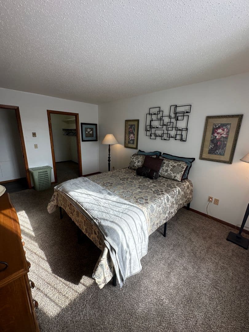 Moorhead Apartment: 3015 20th Street S