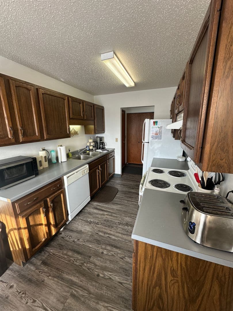 Wahpeton Apartment: 1120 Loy Avenue