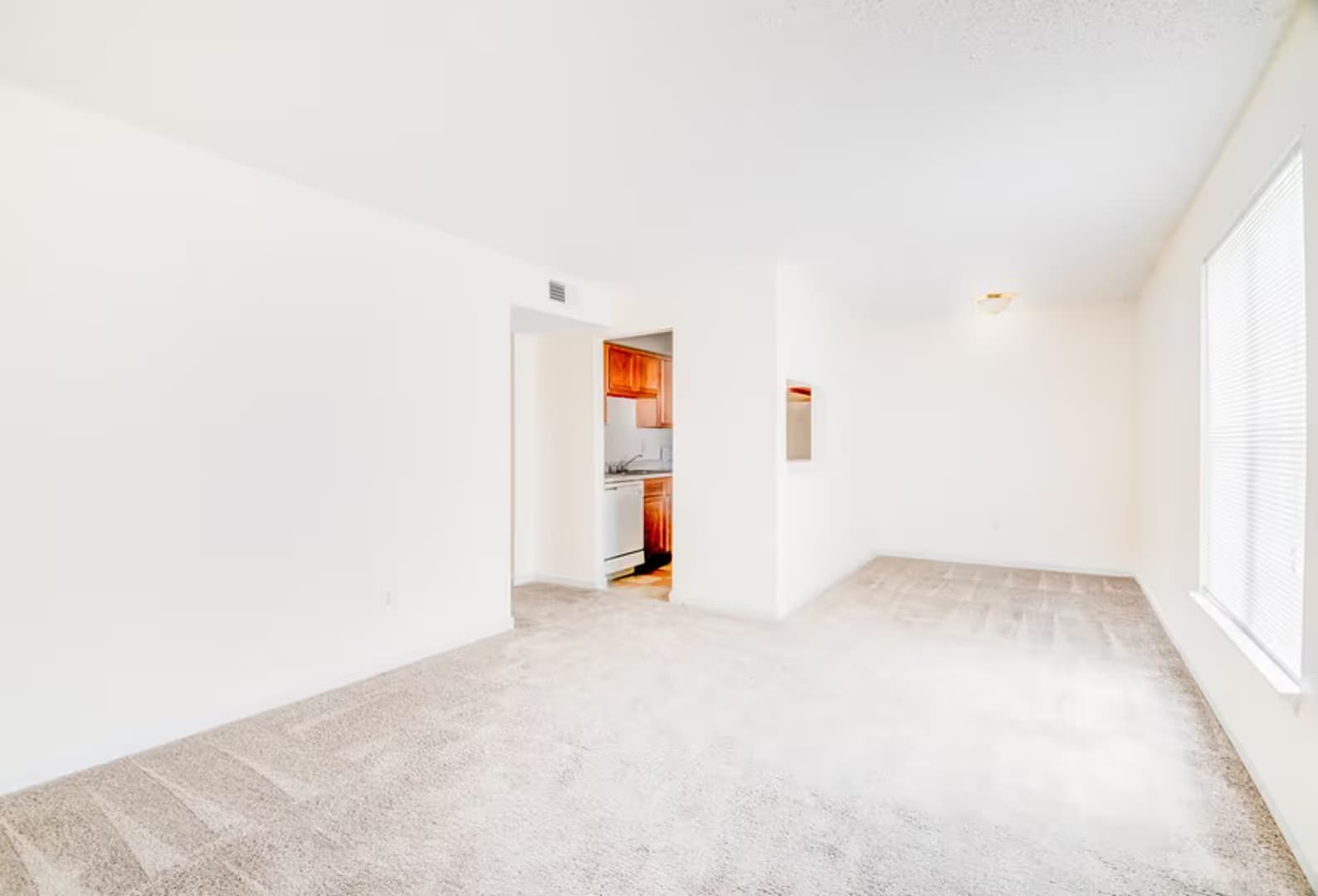 Pascagoula Apartment: 3201 Eden Street