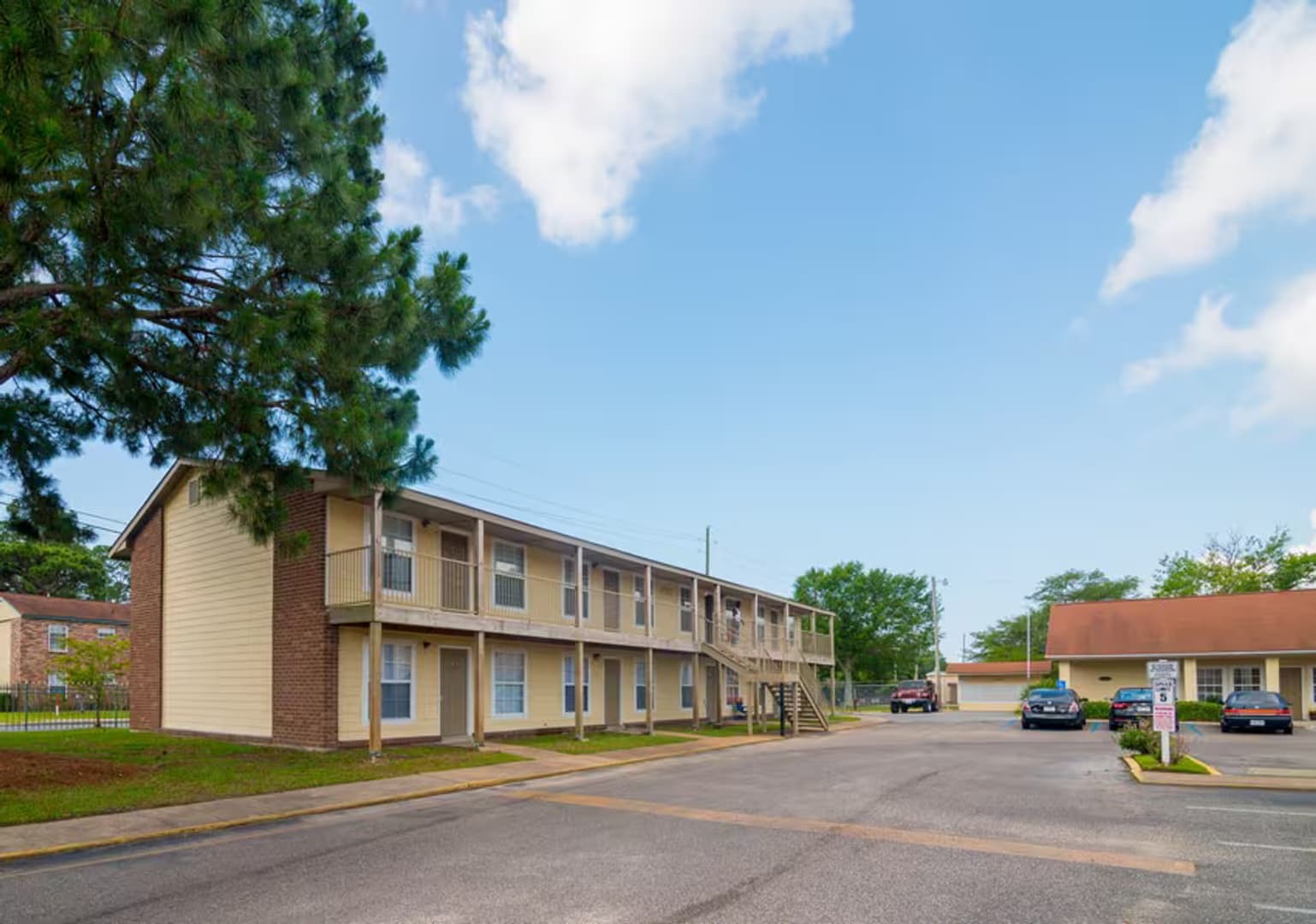 Pascagoula Apartment: 3201 Eden Street
