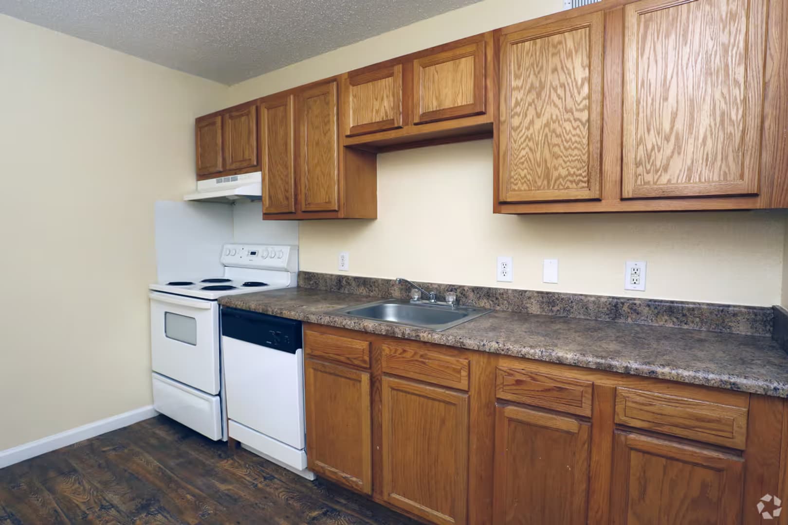 Pascagoula Apartment: 3201 Eden Street