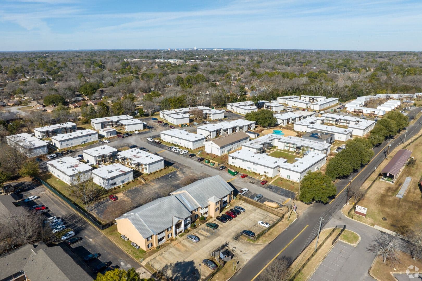 Montgomery Apartment: 3800 Governors Dr