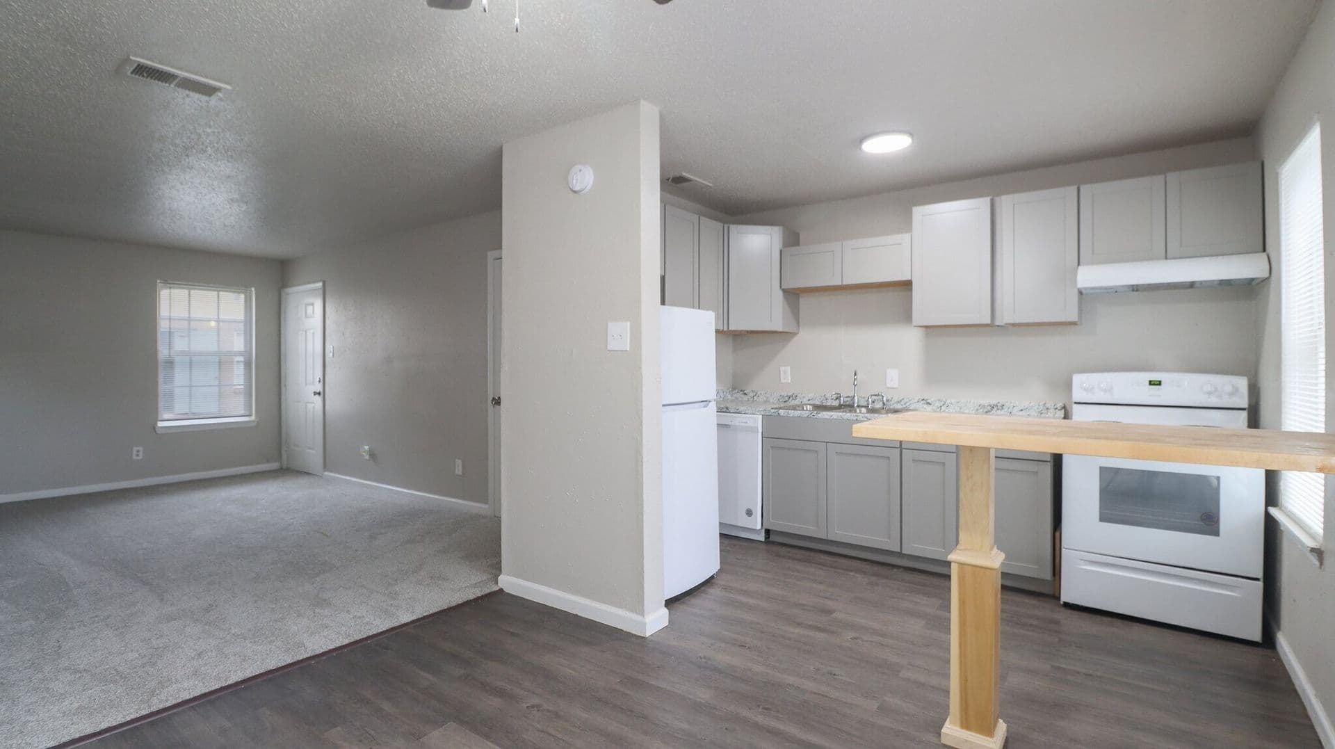 Pascagoula Apartment: 3201 Eden Street