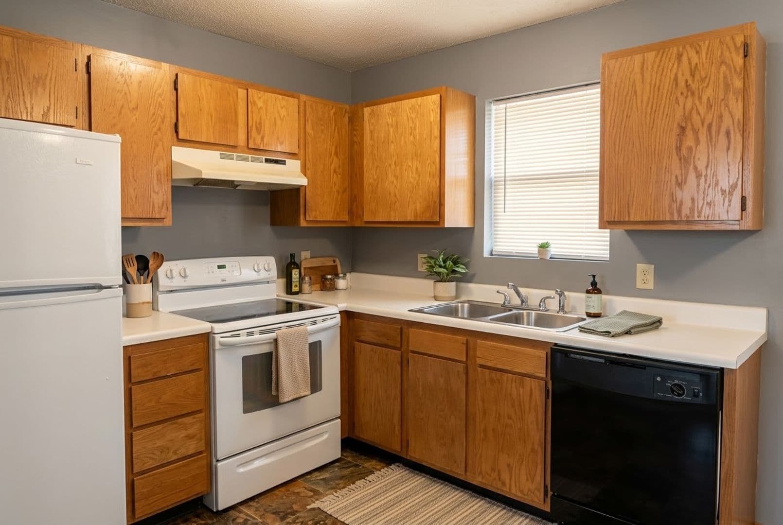 Johnson City Apartment: 131 Bob Fitz Rd