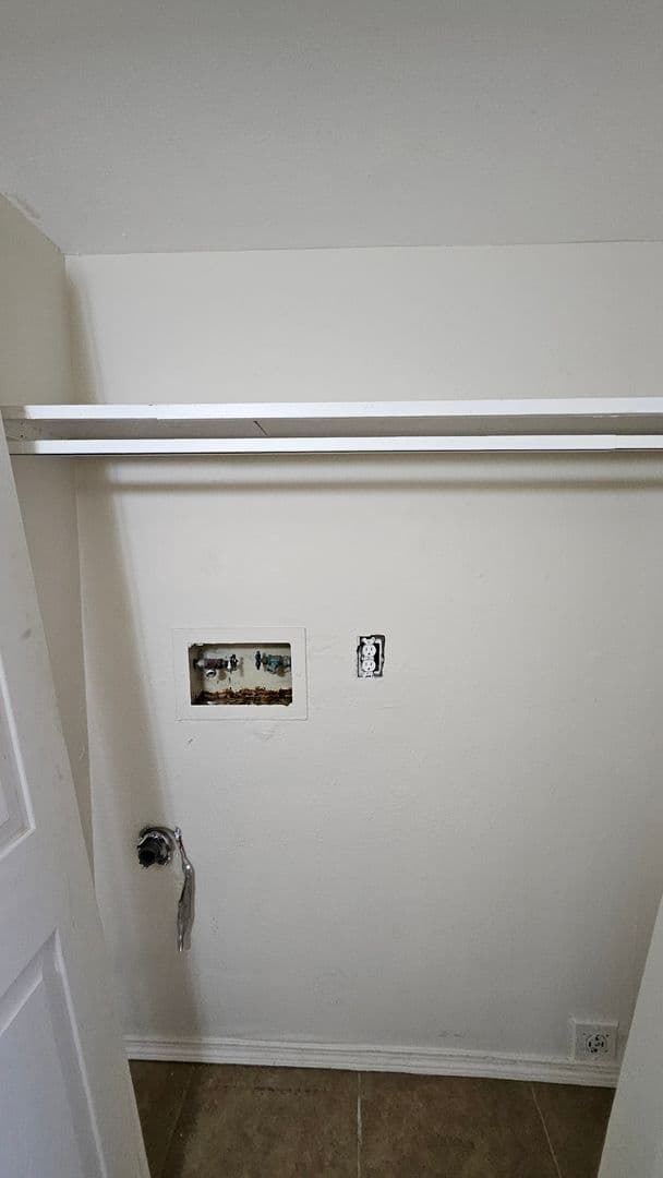 Albuquerque Apartment: 2813 Muriel Street NE A-D